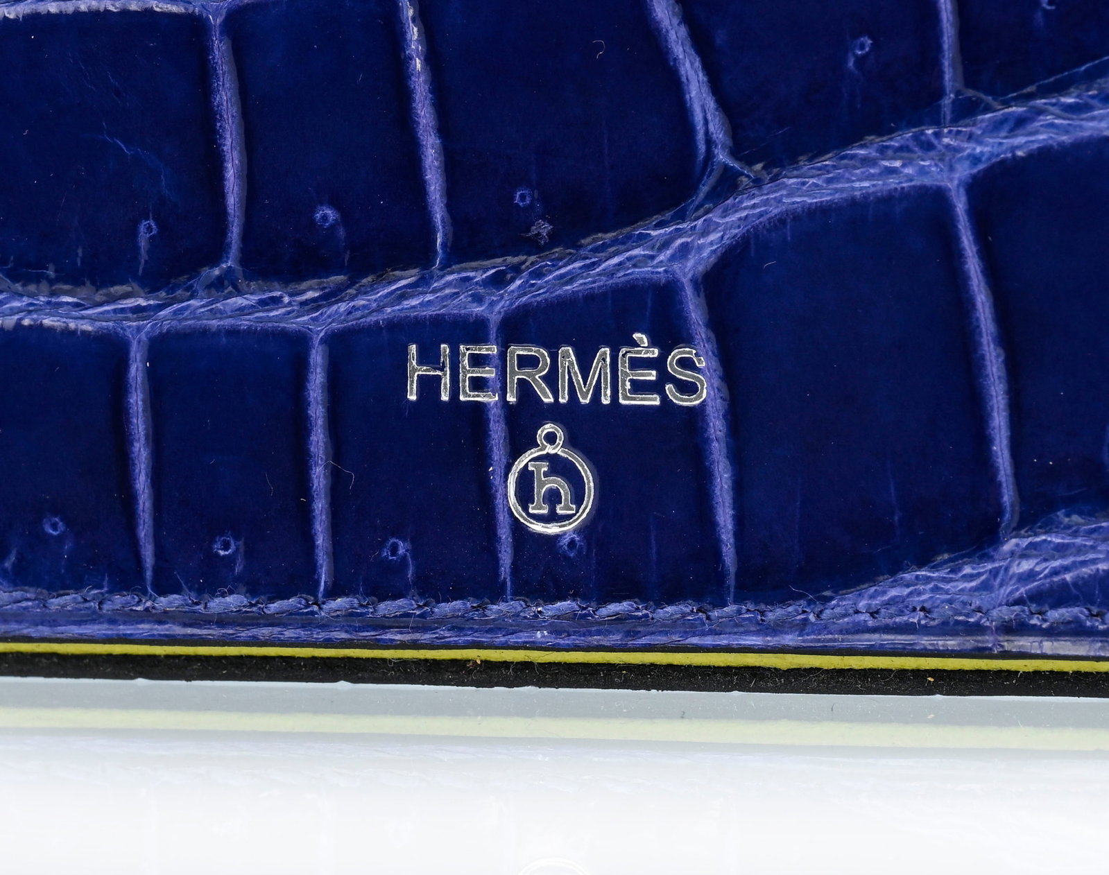 Hermès, boîte à mouchoirs en forme de nichoir, gainé de crocodile bleu avec fini - 3