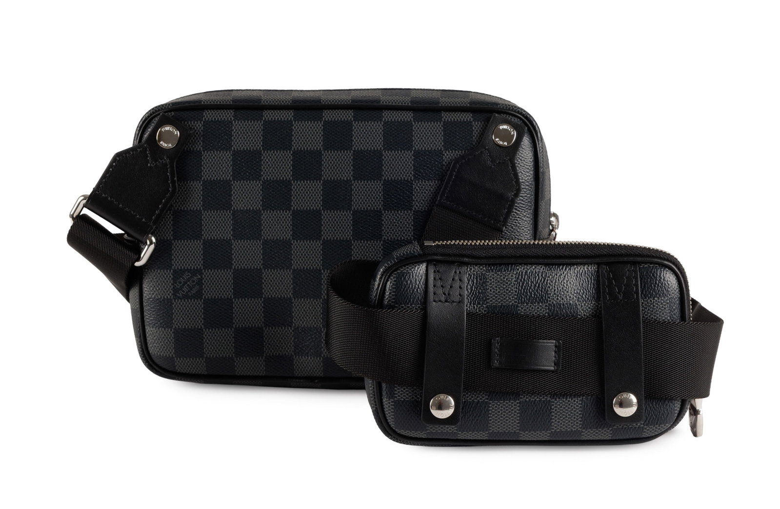 Louis Vuitton, sac Ambler en toile enduite damier graphite composé de deux pochettes sur une ce - 2