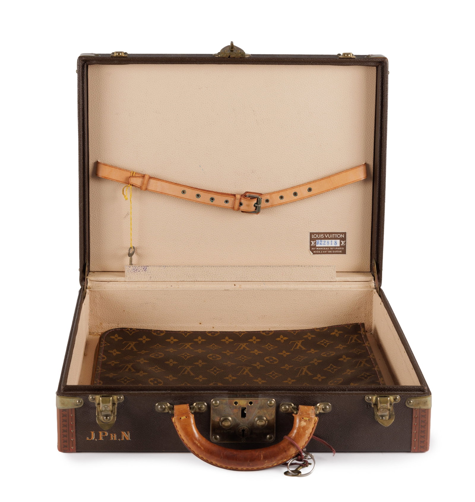Louis Vuitton, 1 grande valise Alzer et 1 mallette Président en toile enduite marron, corni - 9