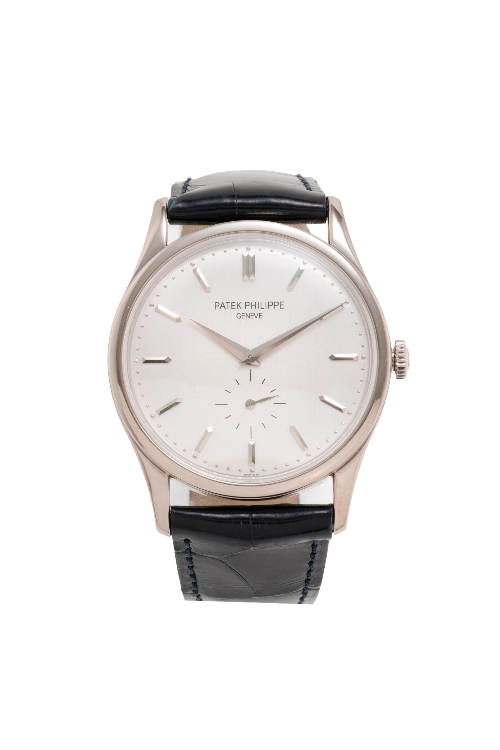 Patek Philippe, Calatrava, réf. 5196, montre petite seconde en or gris 750, circa 2012 Mouvem: Patek Philippe, Calatrava, réf. 5196, montre petite seconde en or gris 750, circa 2012 Mouvement: cal. 215, mécanique, 18 rubis, n°5668127 Boîtier: n°4571561, diam. 37 mm