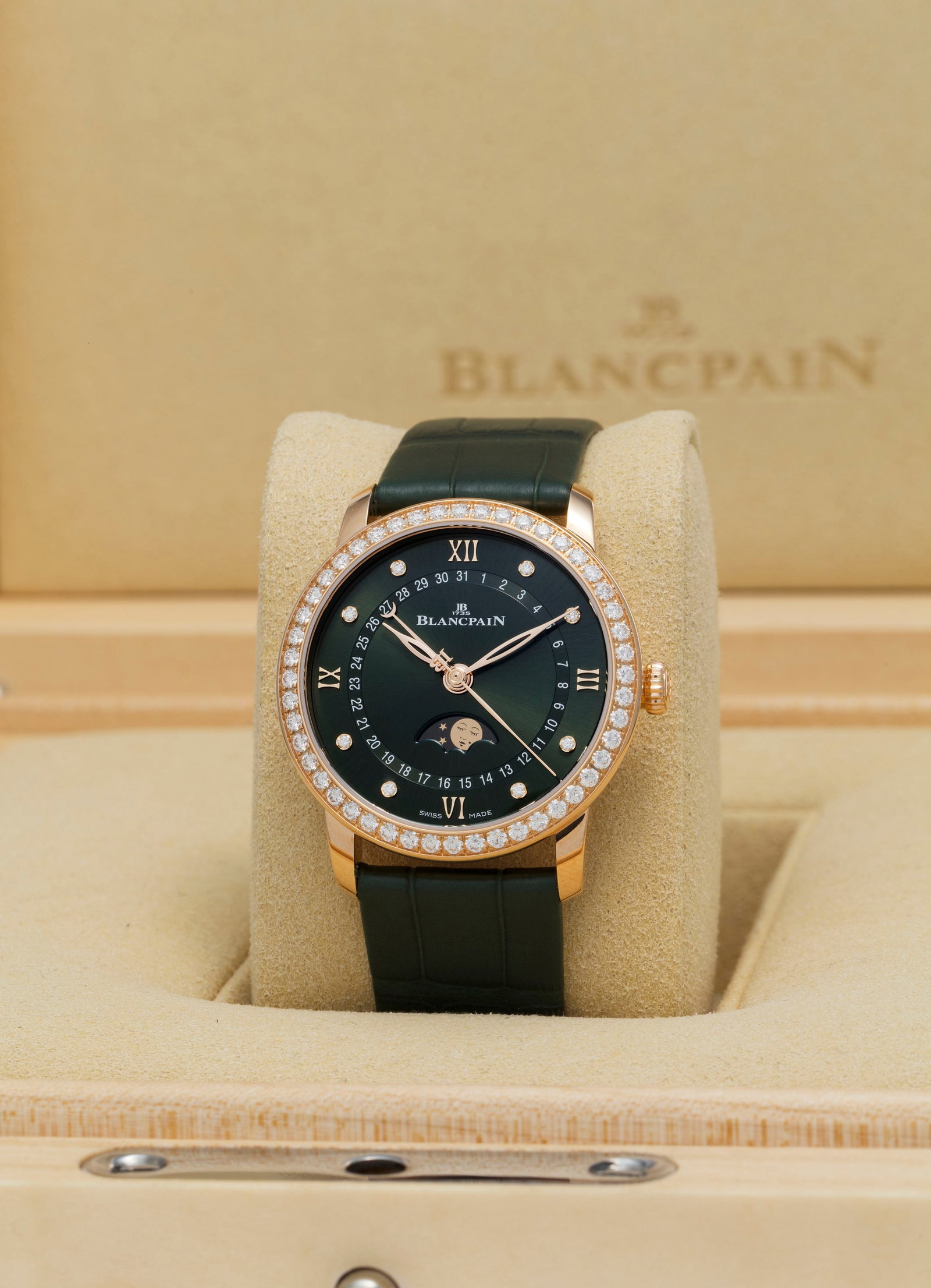 Blancpain, Villeret Quantième Phases de Lune, réf. 6126-2953-55B, montre en or rose 750 av - 4