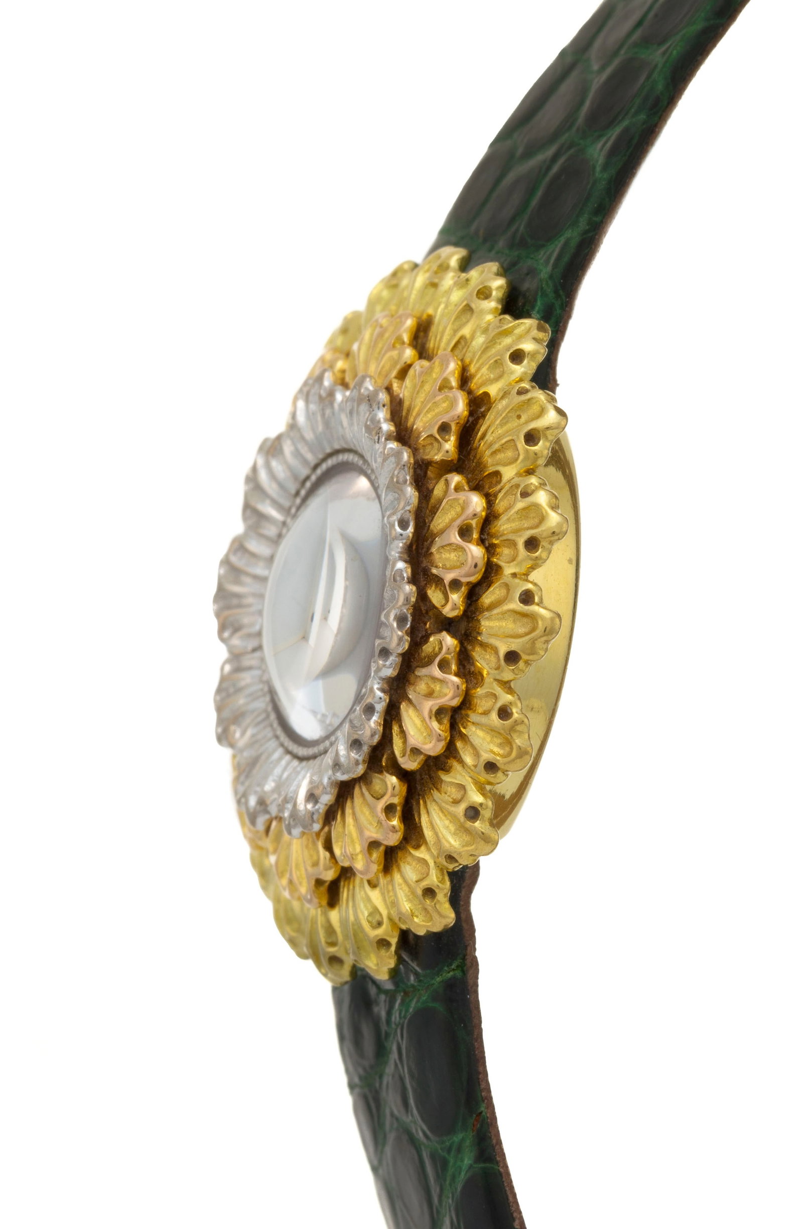Buccellati, montre 2 ors 750 ornée d'un cadran en nacre Mouvement: cal. ETA E01.701, quartz, 5 - 2