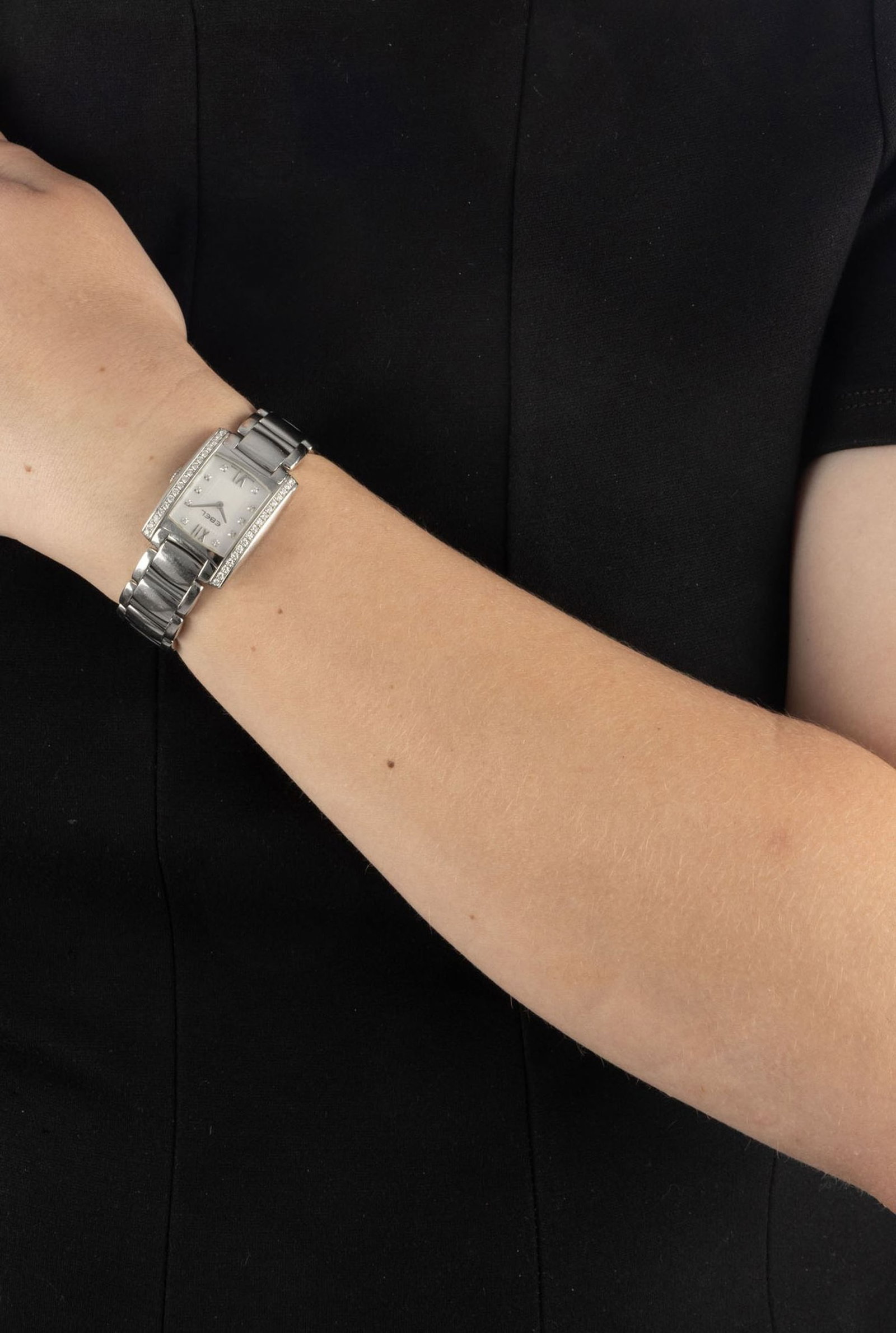Ebel, Brasilia, réf. E9976M2S, montre-bracelet en acier ornée d'un cadran en nacre et sert - 4