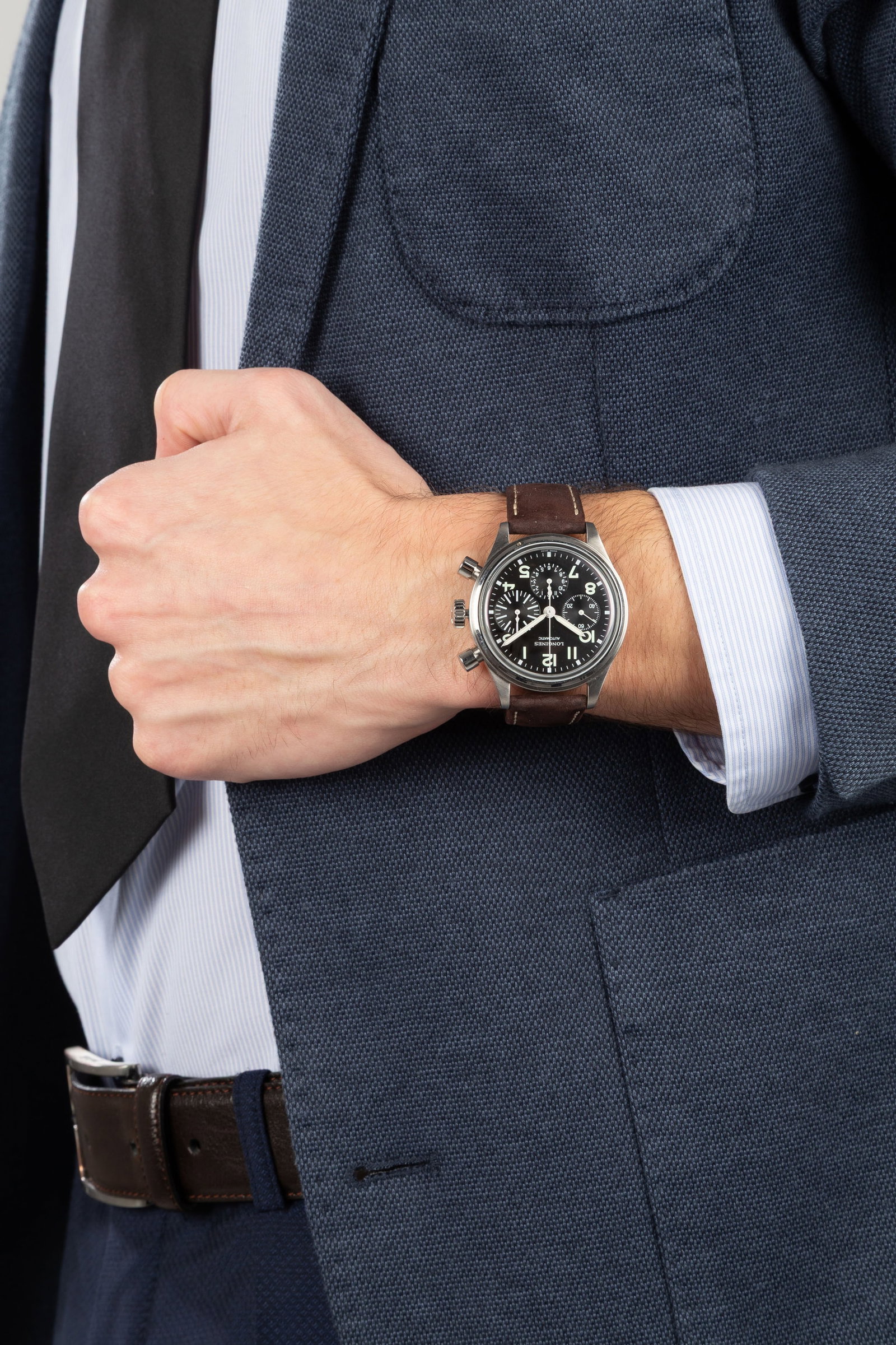 Longines, Avigation Big Eye, réf. L2.816.4, montre chronographe en acier Mouvement: cal. L 6 - 4