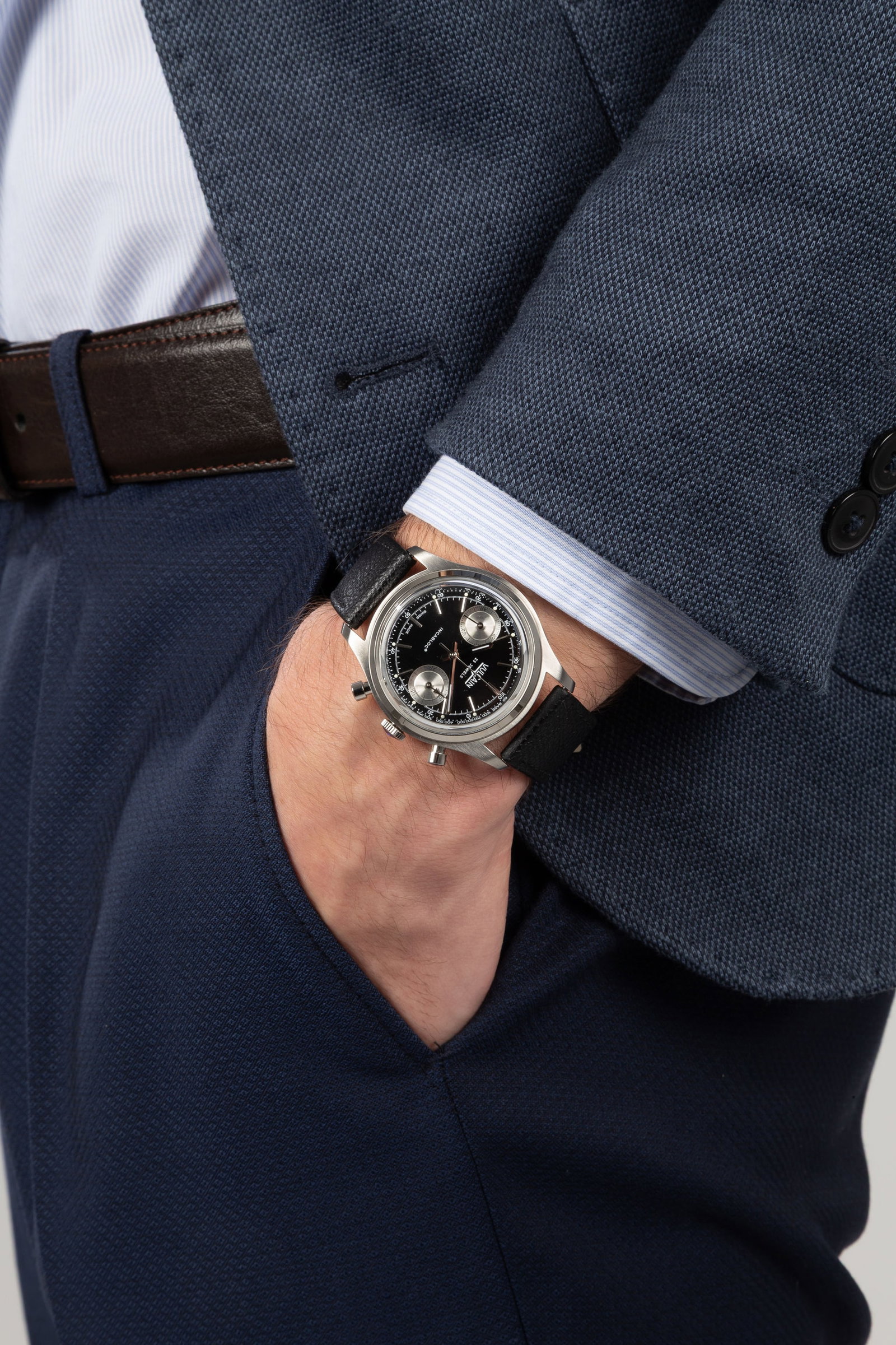 Vulcain, Chronograph 1970'S, réf. 640109, montre chronographe en acier Mouvement: cal. SW510, - 4