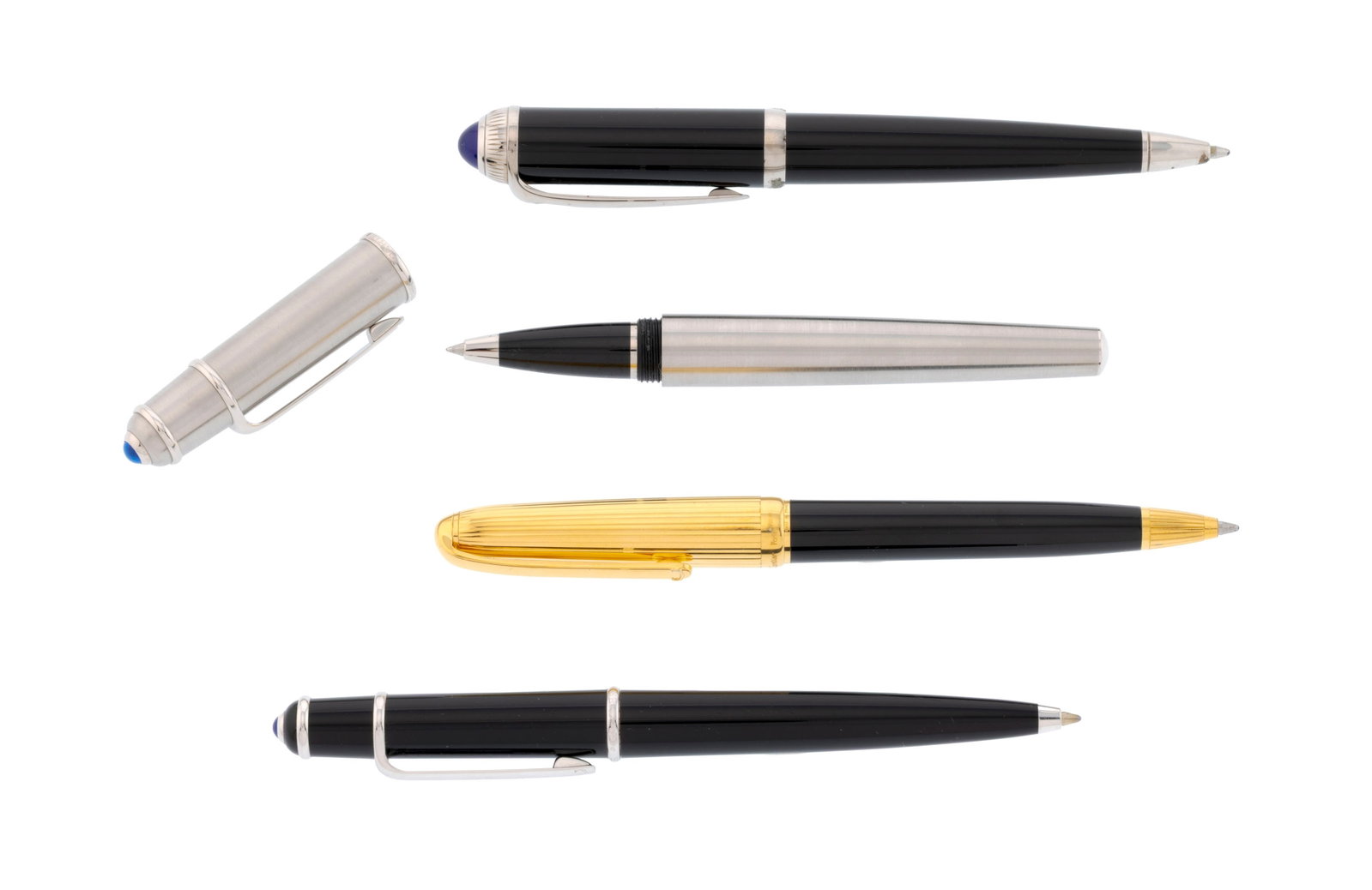 Cartier, lot de quatre stylos billes, trois provenant de la collection Ballon bleu et un de la colle - 2