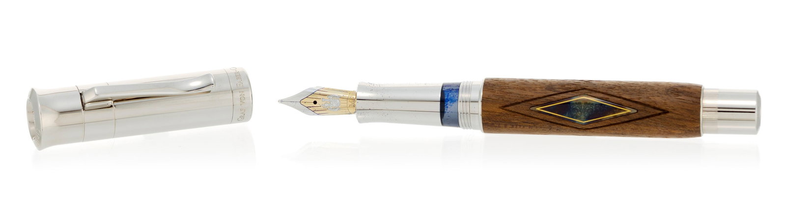 Graf von Faber-Castell, Pen of the Year 2010, stylo plume en métal argenté et bois de noye - 2