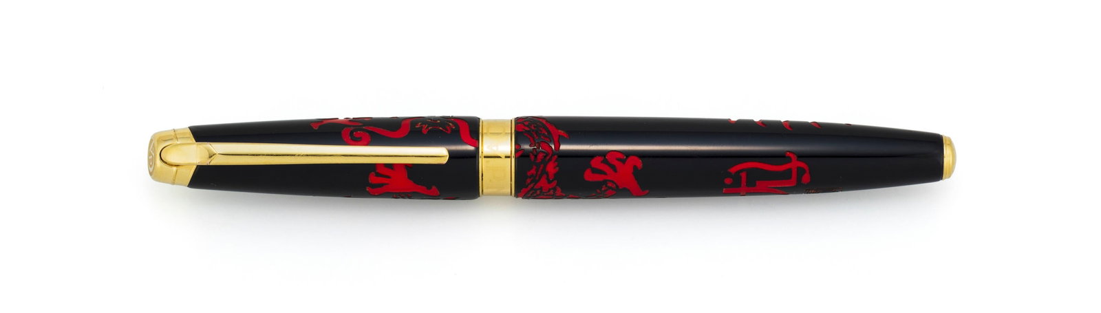 Caran d’Ache, Year of the dragon, Ed. Limitée 044/888, stylo plume en métal doré - 2