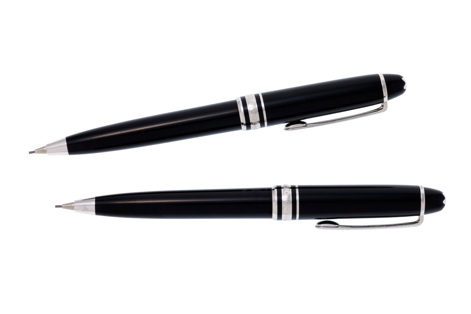 Montblanc, Meisterstück, lot de deux porte-mines en métal argenté et résine noir (1 of 2)