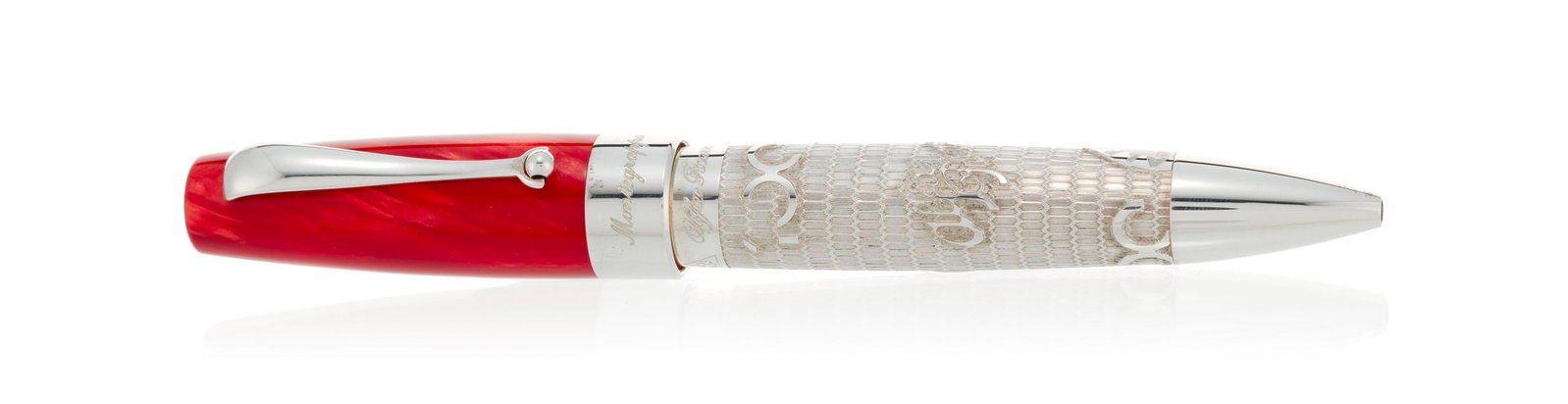 Montgrappa pour Alfa Roméo, Ed. Limitée pour les 100 ans de la maison 162/246, stylo bille: Montgrappa pour Alfa Roméo, Ed. Limitée pour les 100 ans de la maison 162/246, stylo bille en argent et résine rouge, signé, numéroté, long. 13.5 cm, boîte,