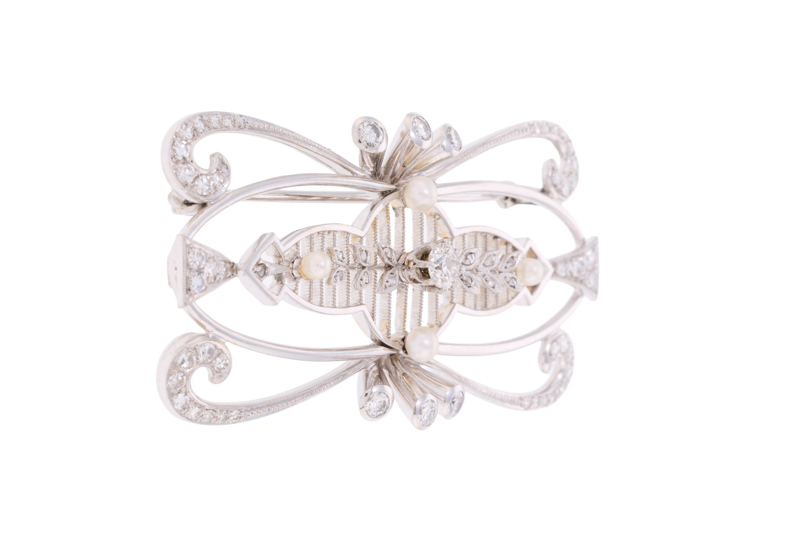 Broche Belle Époque or gris 750 ajouré sertie de diamants taille brillant et 8/8 ainsi que - 2