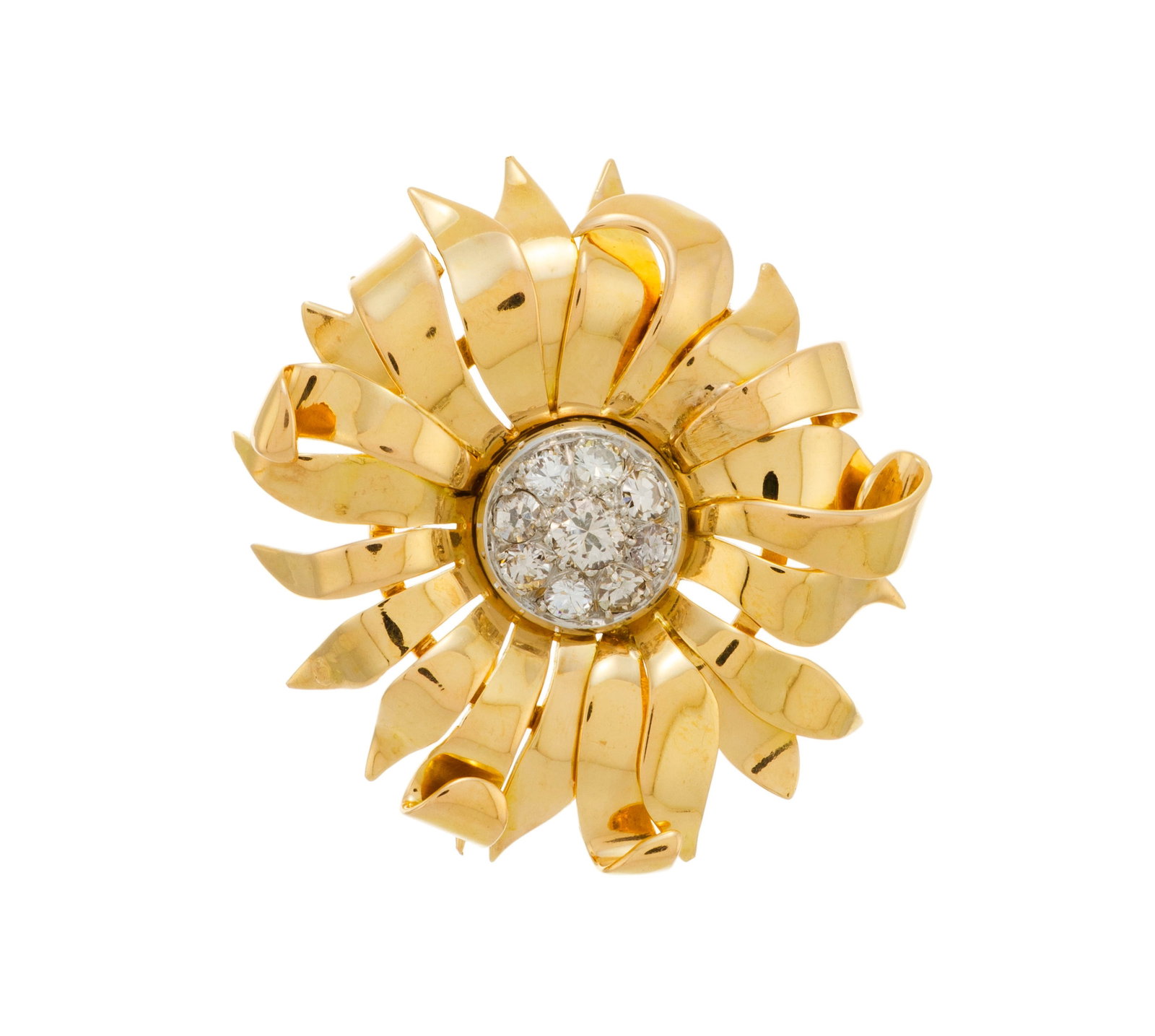 Broche fleur années 1940-50 2 ors 750, les étamines serties de diamants taille 8/8 et bril: Broche fleur années 1940-50 2 ors 750, les étamines serties de diamants taille 8/8 et brillant, diam. 3 cm, 7g Condition Bon état de conservation général. Présence de
