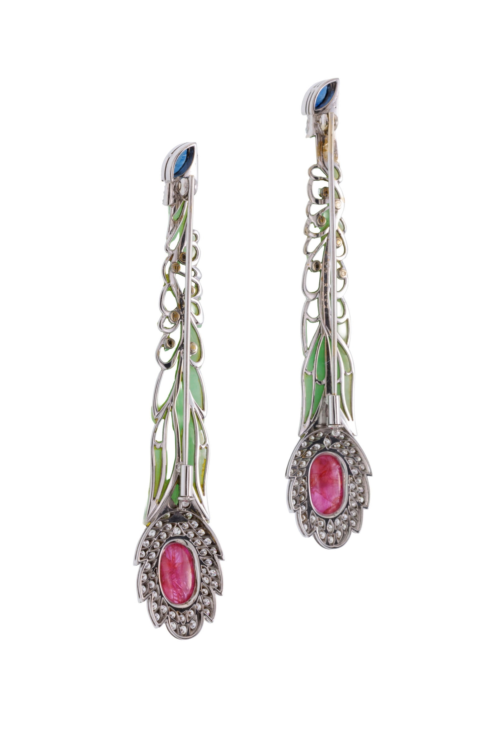 Lot de deux broches or gris 750 formées de deux éléments en jade gravés surmont& - 3