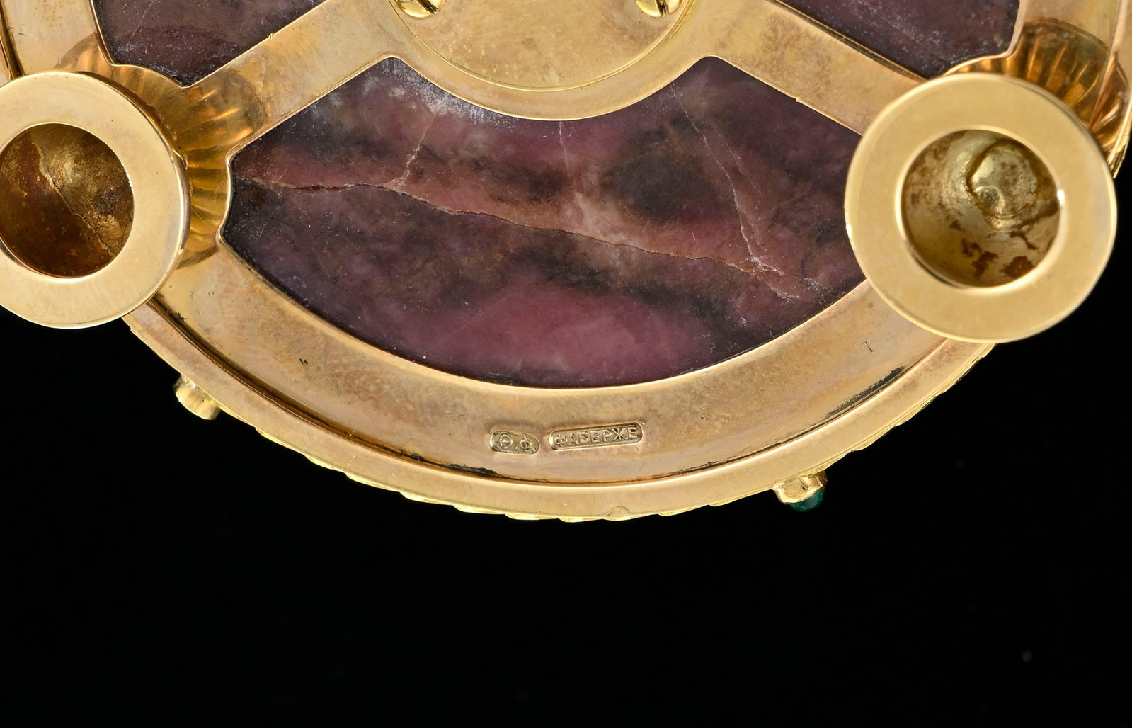Sonnette de table en rhodonite avec monture en or, XXe s., porte des poinçons apocryphes OF et  - 5