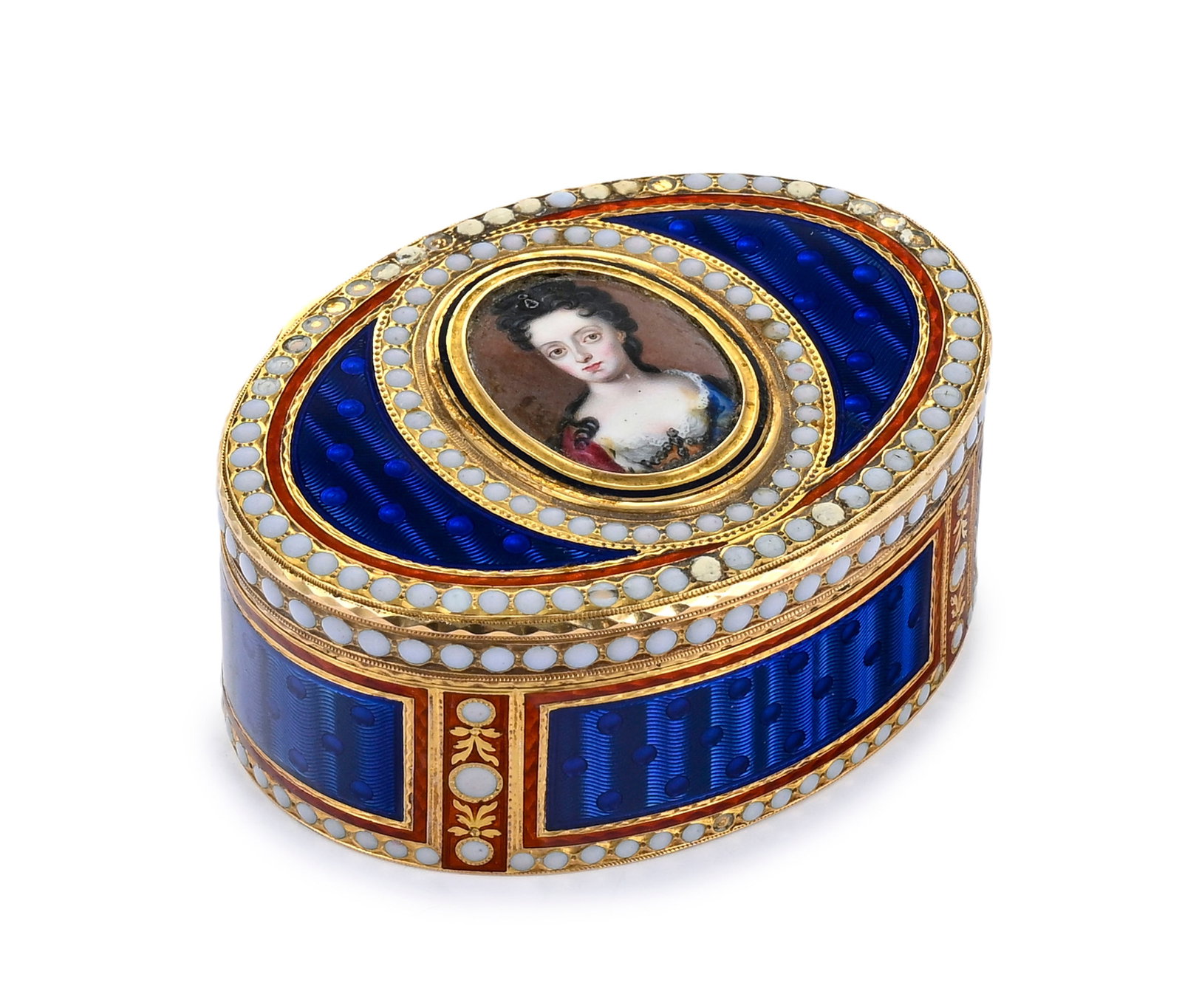 Tabatière ovale en or et émail surmontée d'un portrait en miniature en émail ple - 4