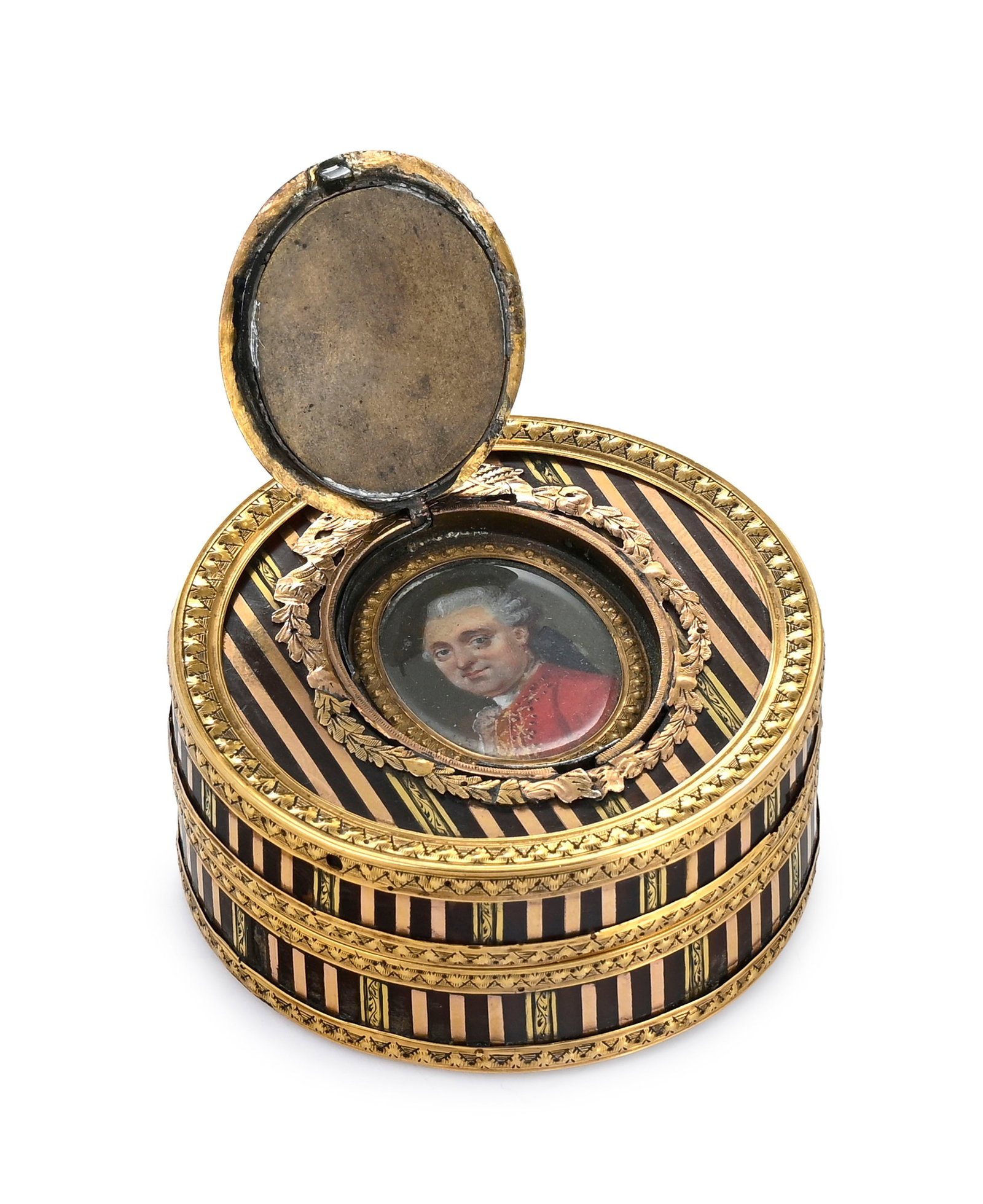 Boîte ronde en écaille avec monture en or, centrée d'un portrait de dame, Louis XVI,  - 5