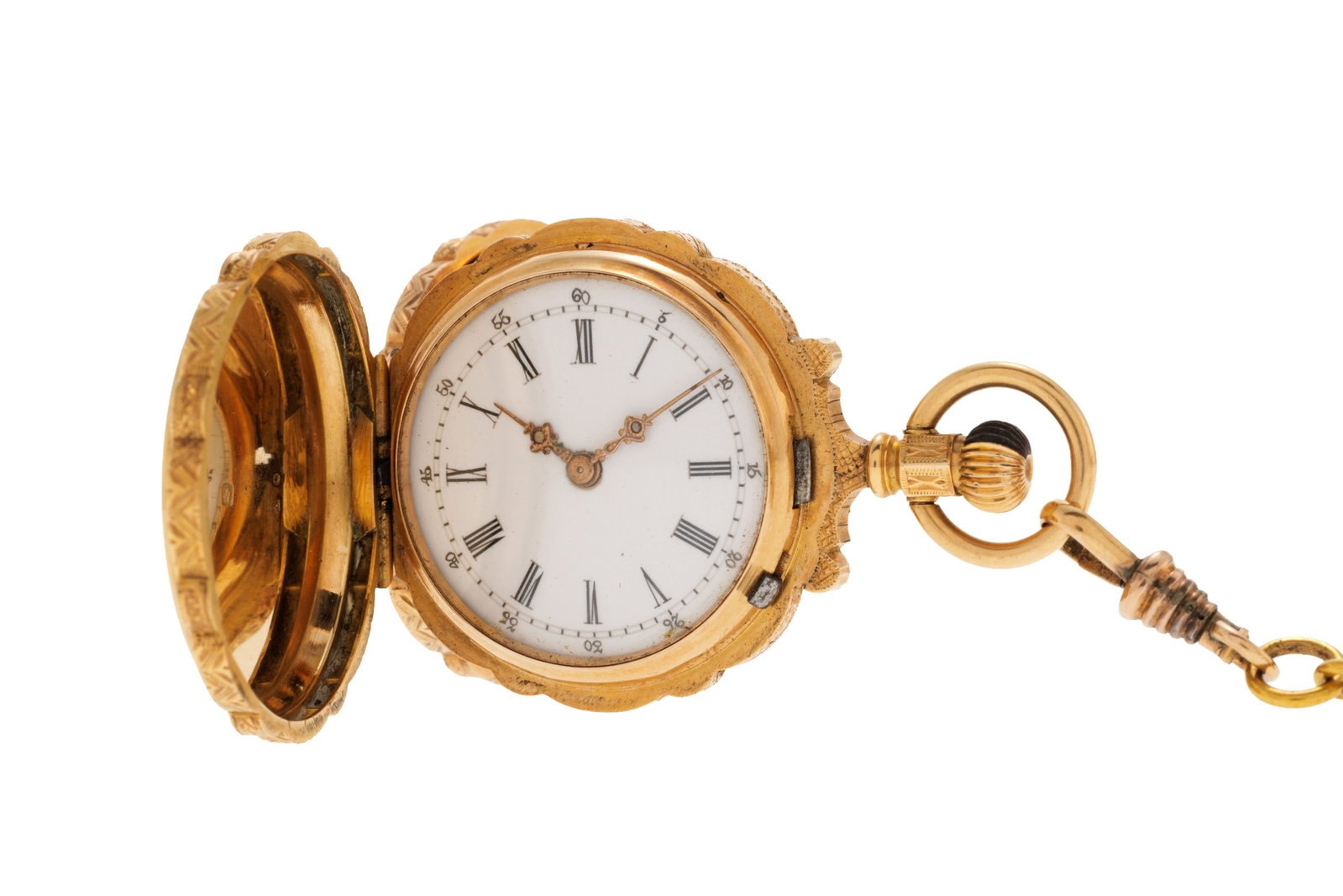 Montre de poche savonnette en or 750 au décor émaillé de musiciens sertie de diamants: Montre de poche savonnette en or 750 au décor émaillé de musiciens sertie de diamants réhaussée par une broche en forme de rose en or 750 sertie d'un saphir et de diamants, fi
