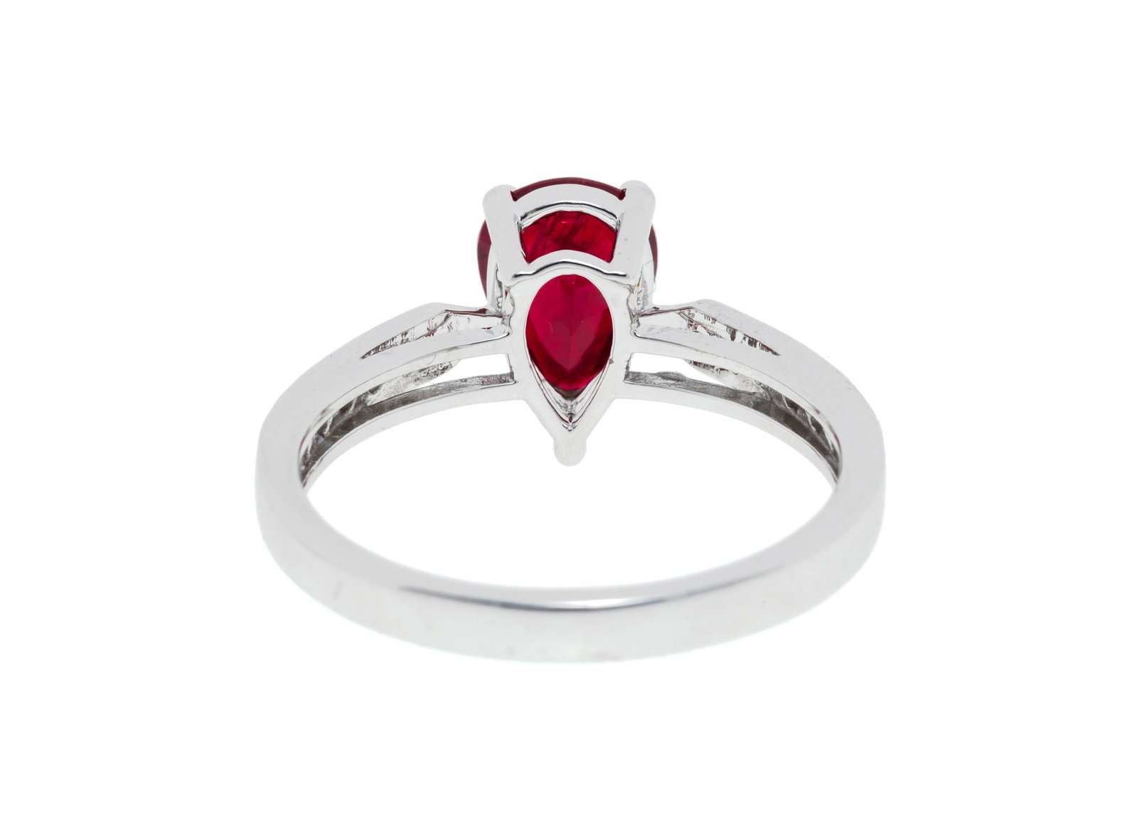 Bague or gris 750 sertie d'un rubis birman taille poire de 1.091 carat, chauffé, selon le rappo - 3