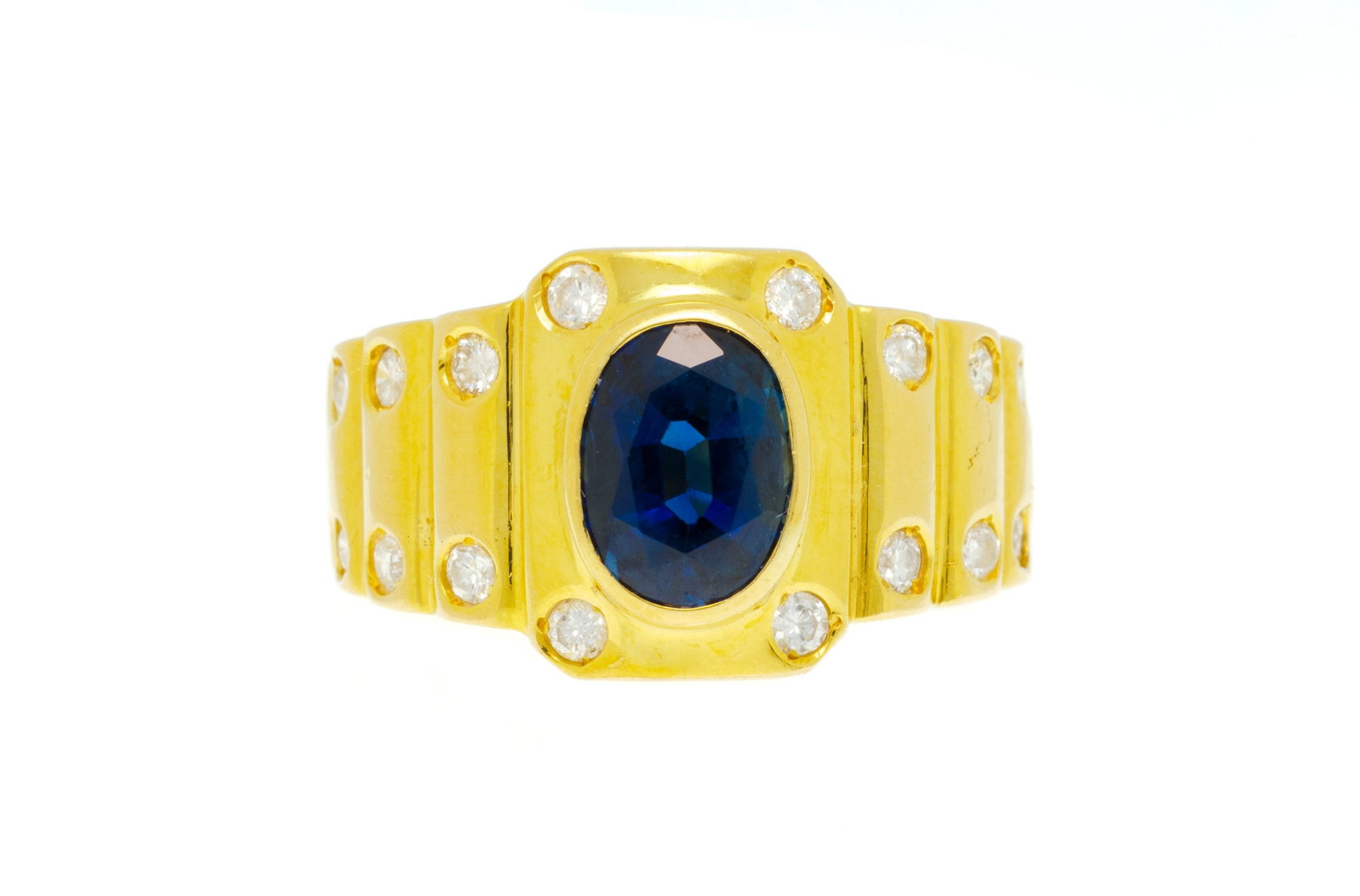 Bague or 750 godronné sertie d'un saphir ovale et de diamants taille brillant, doigt 50-10, 6g (1 of 4)