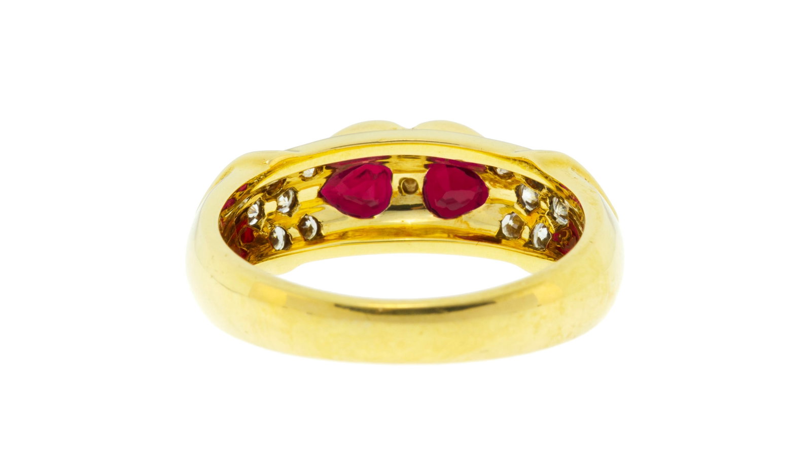 Bague or 750 sertie de deux rubis taille cœur épaulés de diamants taille brillant, do - 3