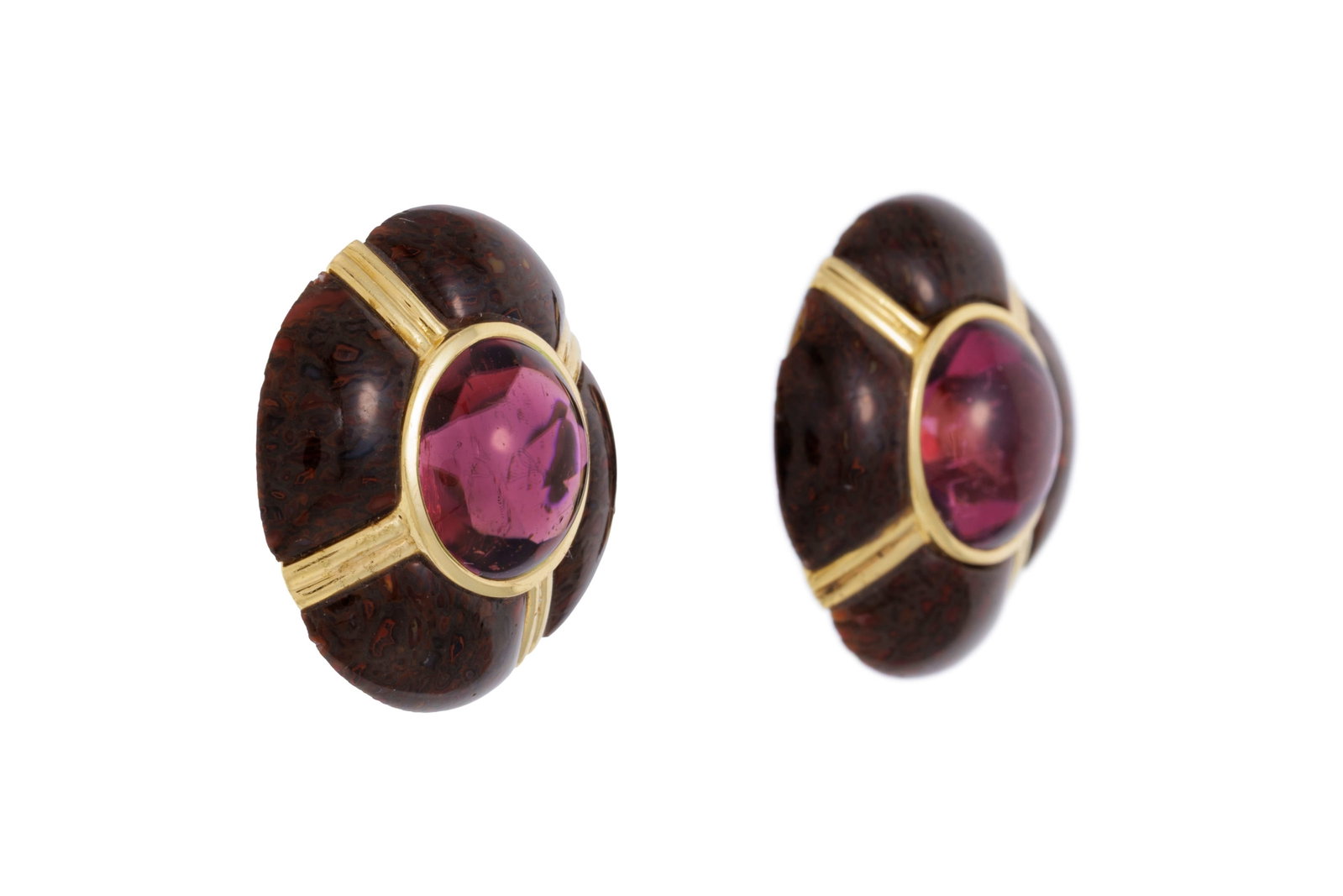 Paire de clips d'oreilles or 750 sertis de tourmalines roses taille buff-top entourées de plaqu - 2