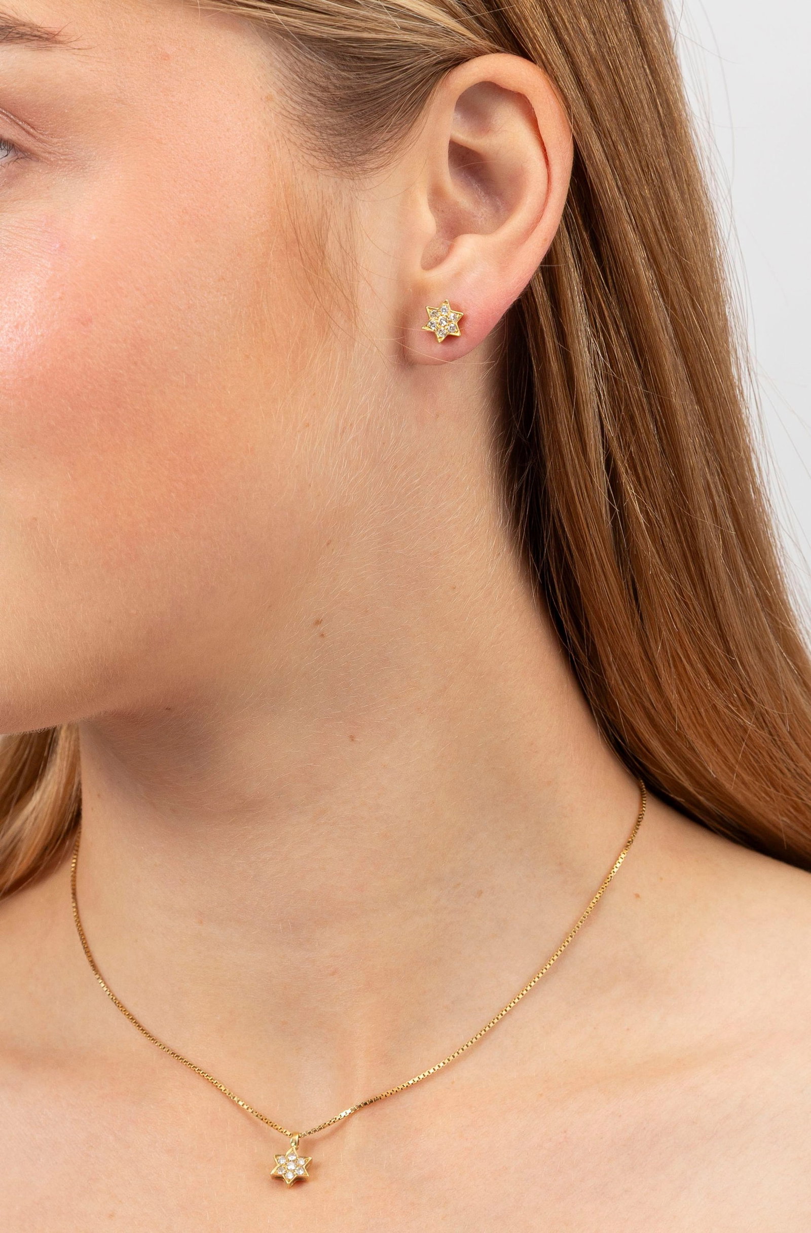 Ensemble composé d'un collier et d'une paire de boucles d'oreilles or 750 à motifs ét - 7