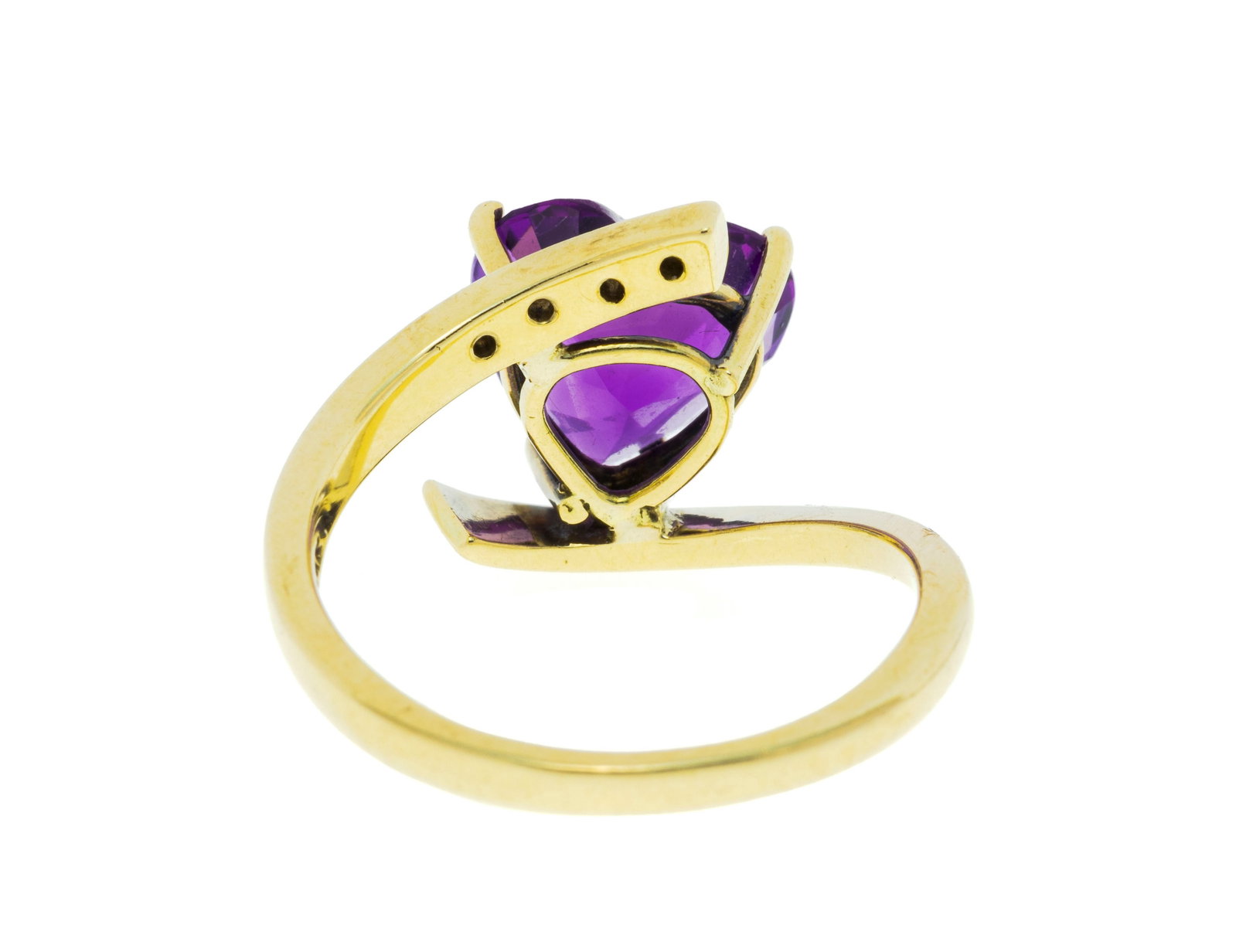 Bague or 750 sertie d'une améthyste taille cœur épaulée de diamants taille 8/8,  - 3