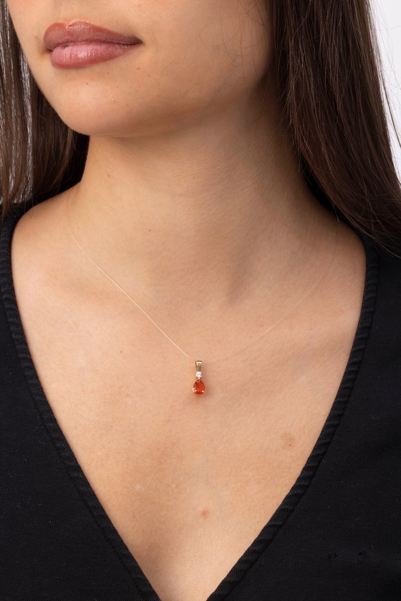 Pendentif or 750 retenant une goutte d’opale de feu surmontée d’un diamant taille b - 5