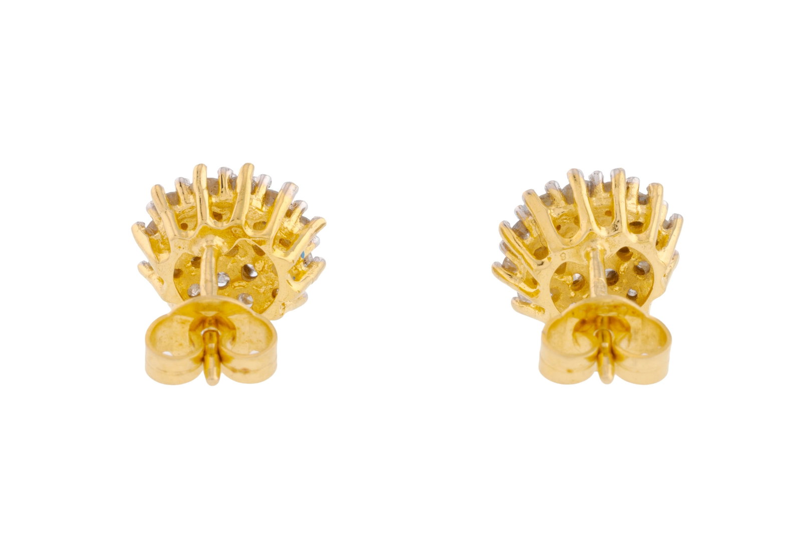 Paire de clous d'oreilles 2 ors 750 sertis de diamants taille brillant, h. 1 cm, 3g - 3