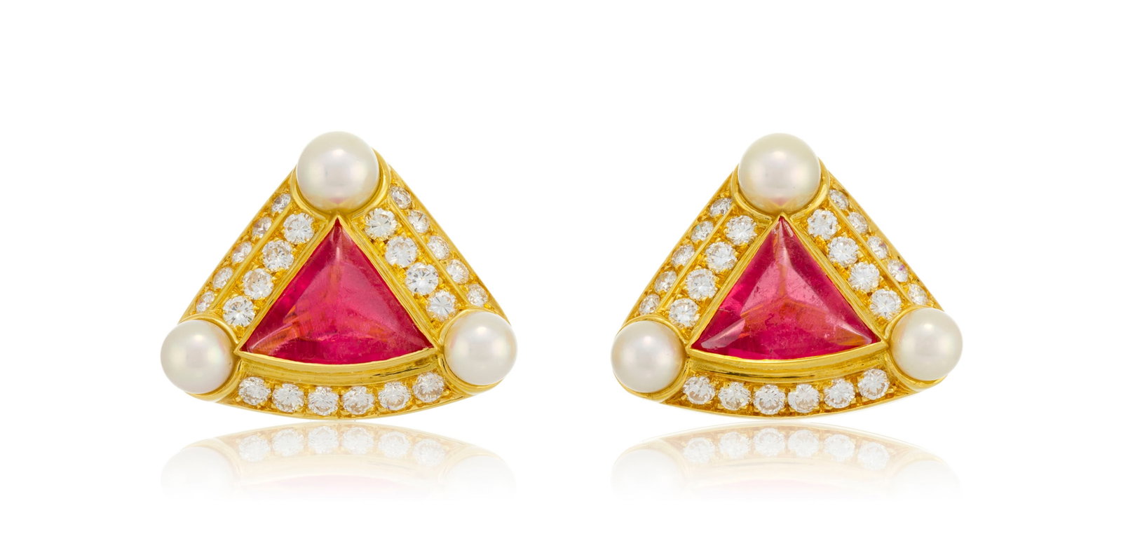 Bulgari, paire de clips d'oreilles triangulaires, année 1989 or 750 sertis de pains de sucre de (1 of 4)