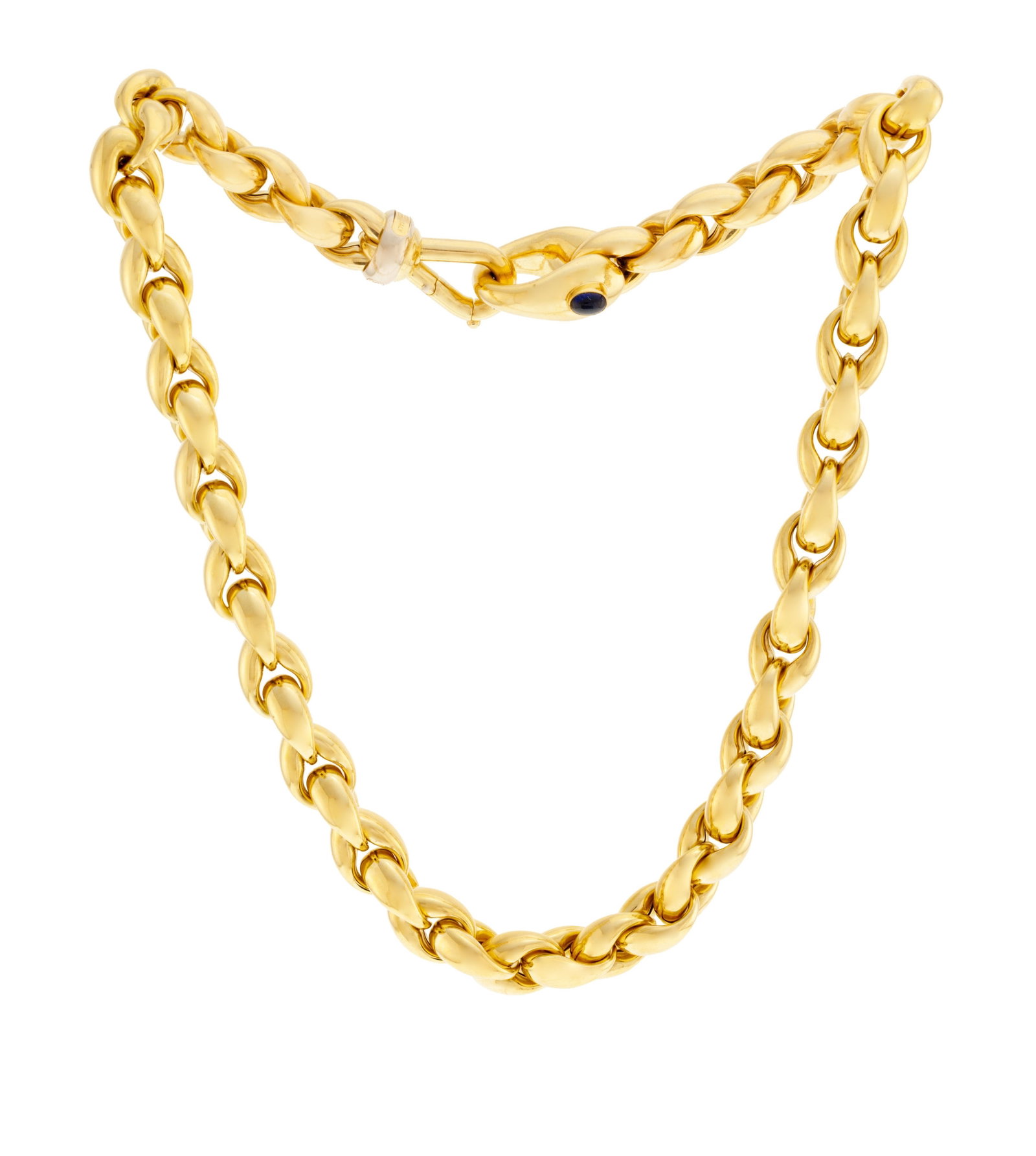 Signoretti, collier or 750 à maille épi, le fermoir serti de deux cabochons de saphir, lon: Signoretti, collier or 750 à maille épi, le fermoir serti de deux cabochons de saphir, long. 43.5 cm, 72g Condition Très bon état de conservation général. Présence d
