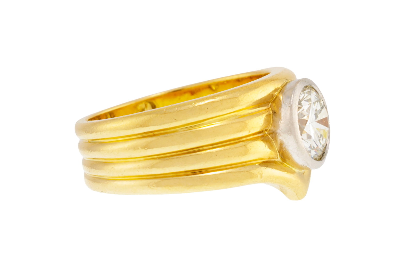 Bague or 750 godronné sertie d'un diamant taille brillant (env. 1.2 ct), doigt 55-15, 12g - 2