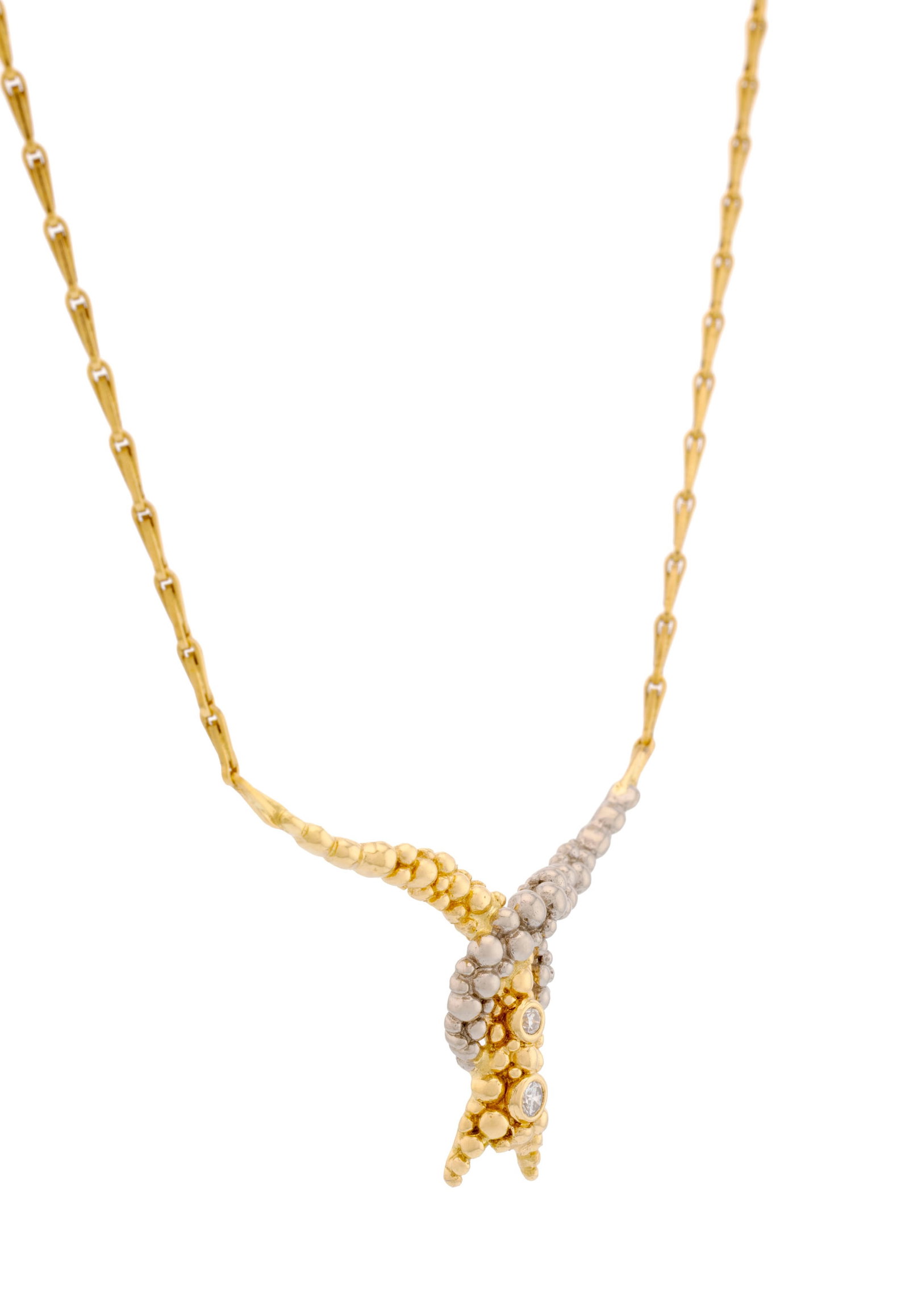 Gilbert Albert, centre de collier 2 ors 750 perlé serti de diamants taille brillant, soudé - 2