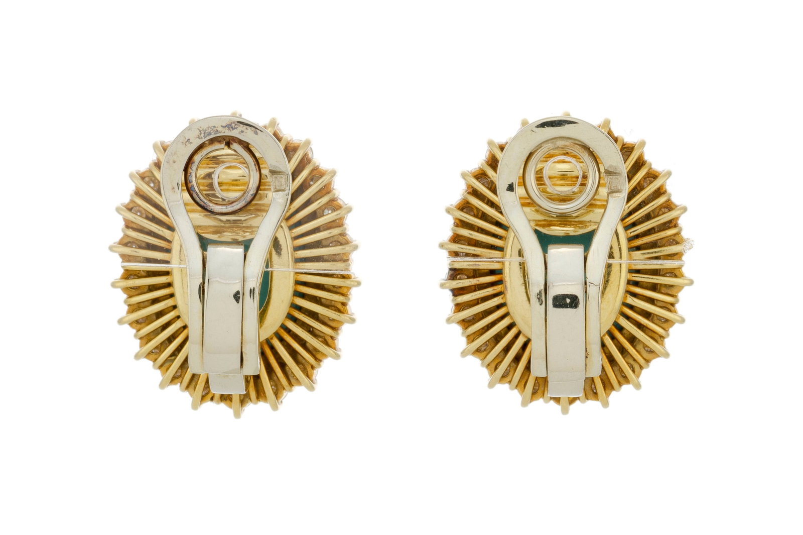 Paire de clips d'oreilles or 750 ornés de cabochons de turquoise entourés de diamants tail - 3
