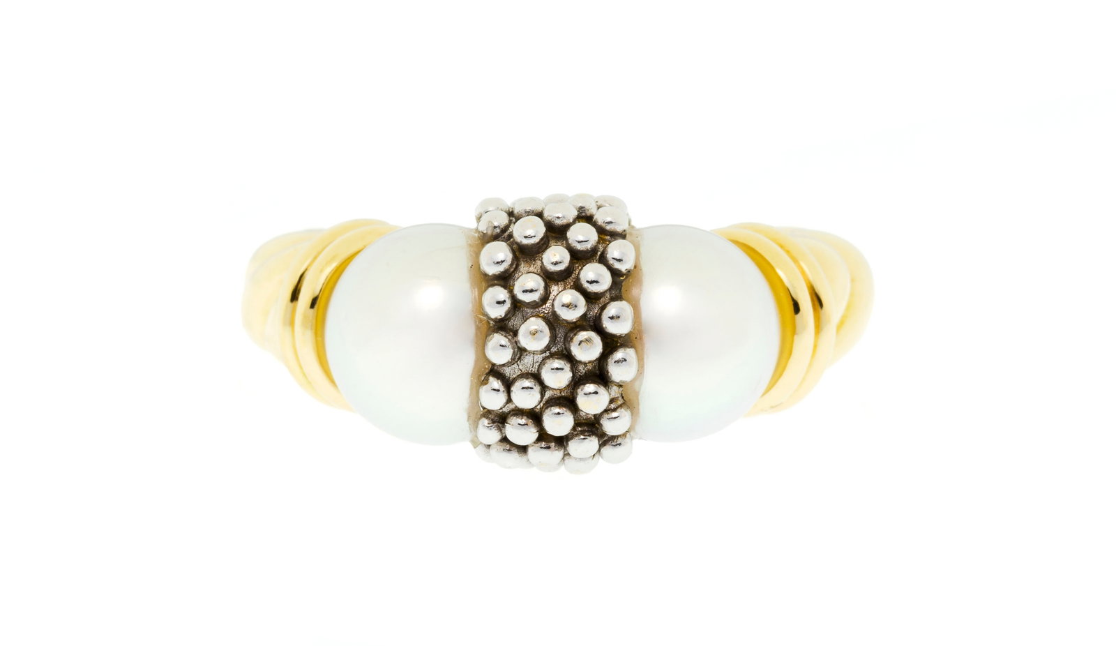 Bague 2 ors 750 effet torsadé ornée de deux perles de culture blanches espacées par u: Bague 2 ors 750 effet torsadé ornée de deux perles de culture blanches espacées par une bande à décor granulé, doigt 54-14, 12g Condition Bon état de conservation g&