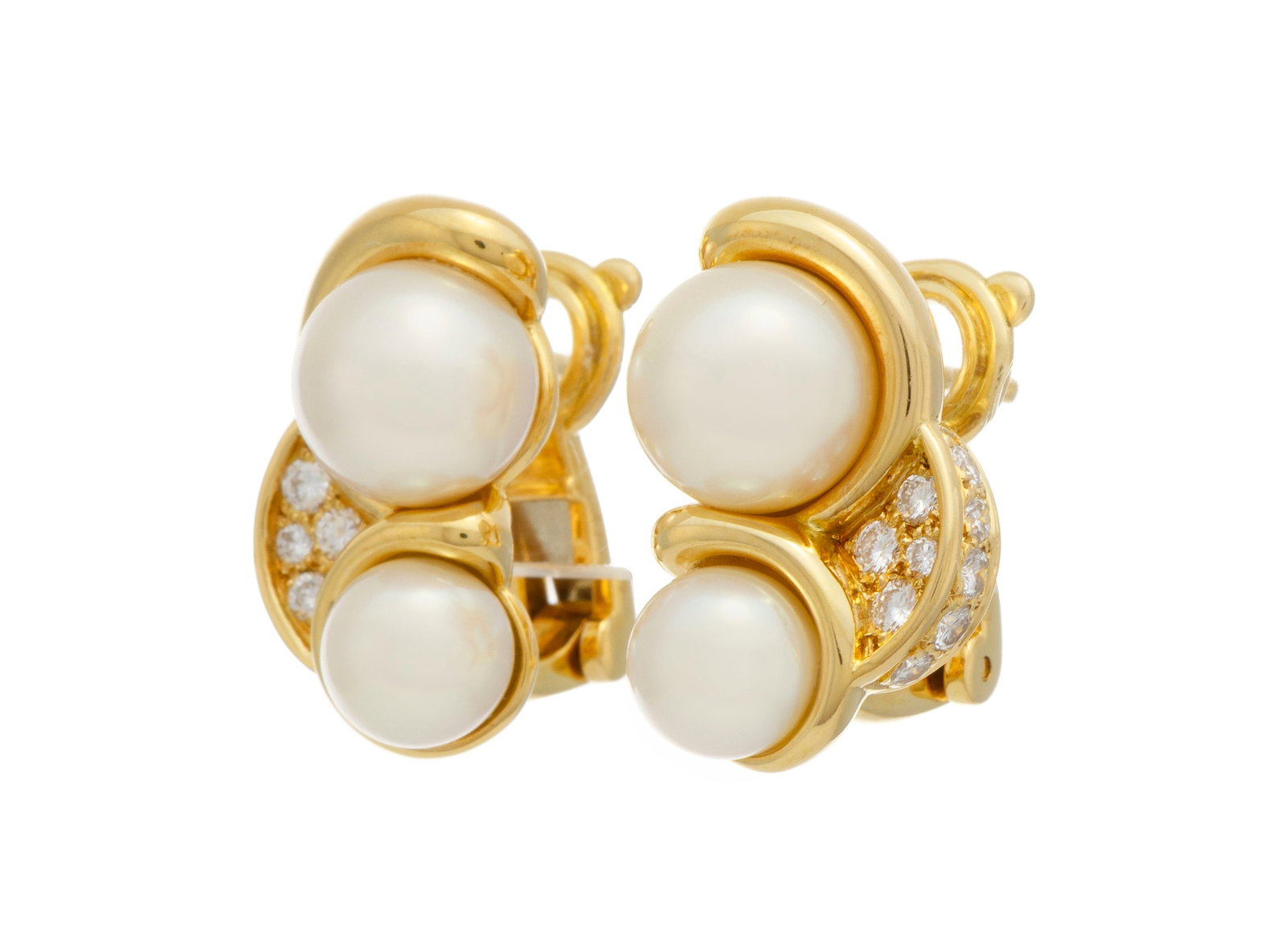 Piaget, paire de boucles d'oreilles or 750 ornées de perles de culture blanches rehaussées - 2