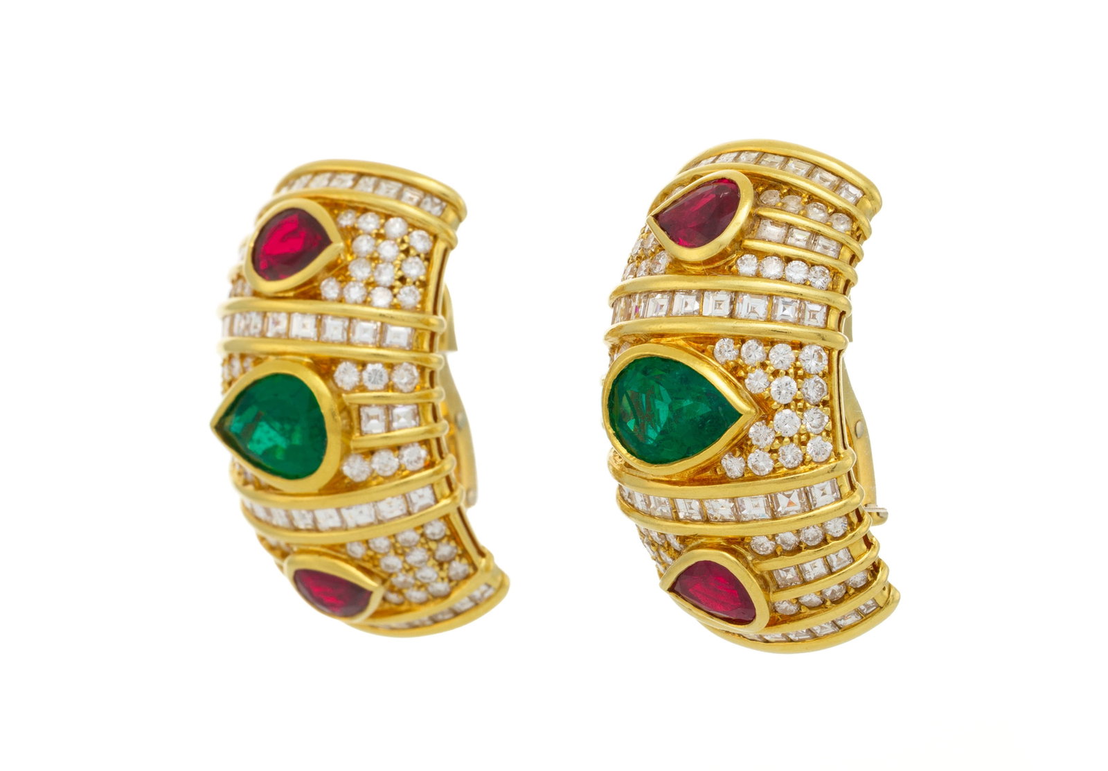 Paire de boucles d'oreilles or 750 serties d'émeraudes et de rubis piriformes sur des pavages d - 2