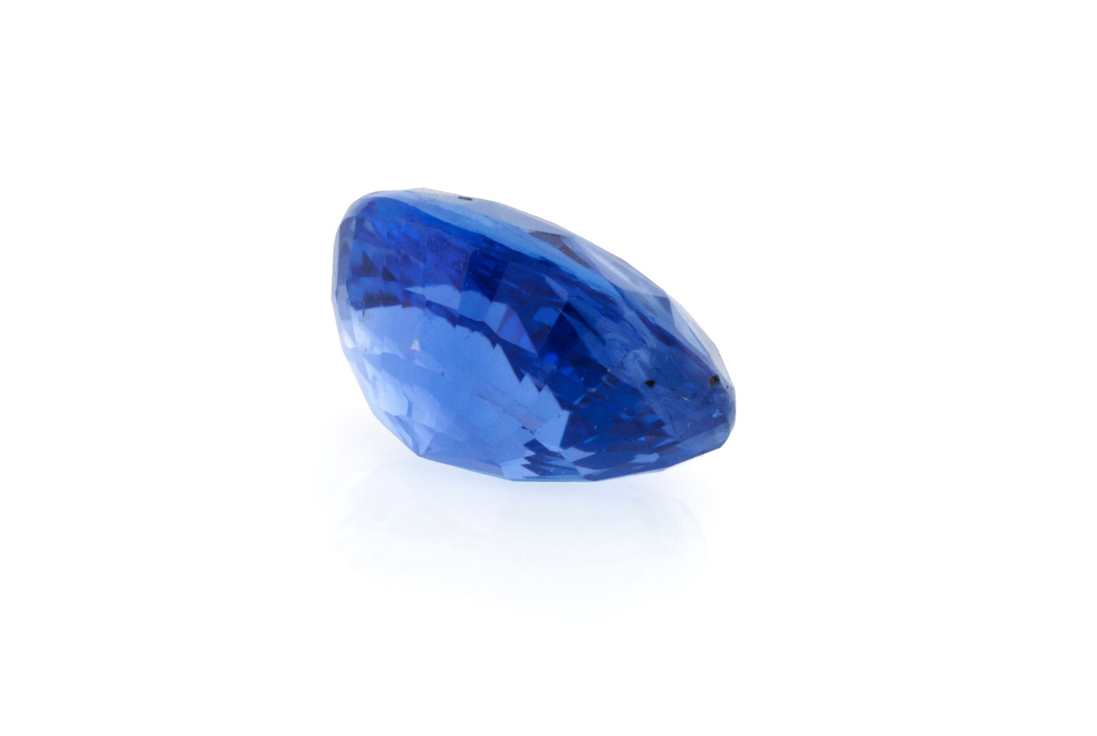 Un saphir taille ovale sur papier de 3.25 carats - 2