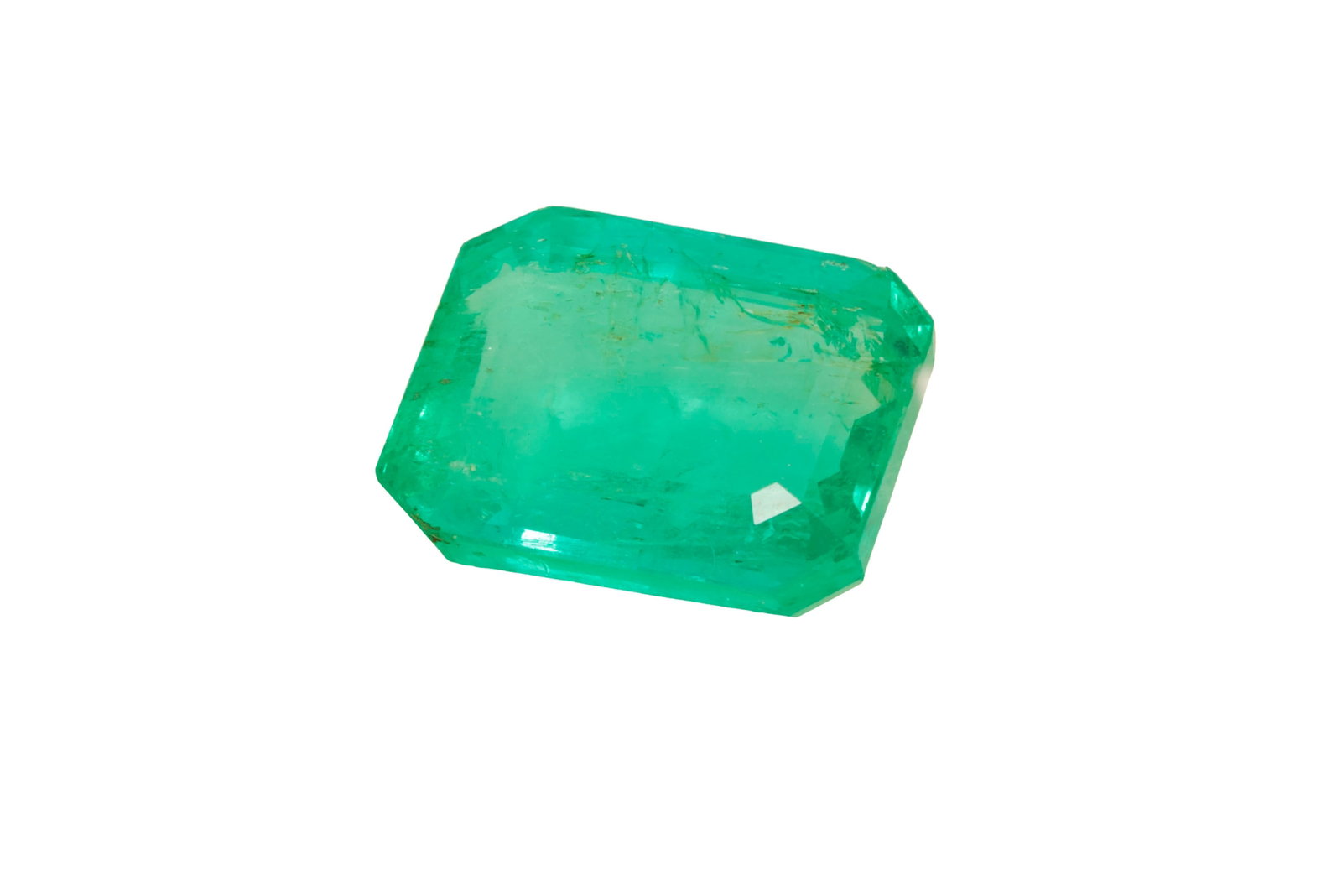 Une émeraude rectangulaire à pans coupés sur papier de 9.07 carats, Colombie, traitem - 2