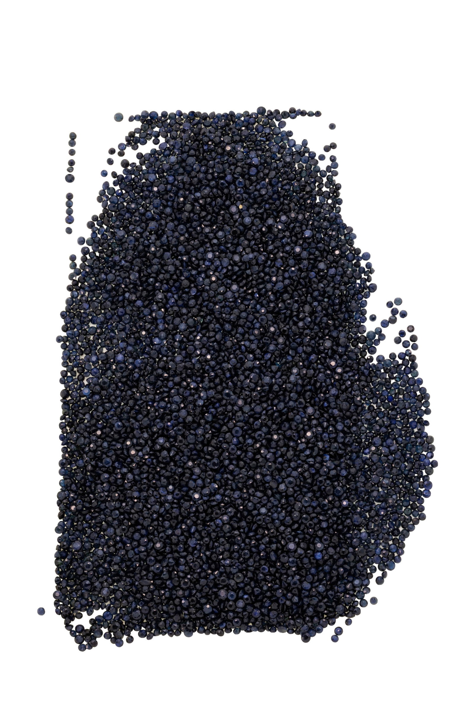 Lot de saphirs de différentes tailles sur papier pour un total d'env. 2800 carats - 3