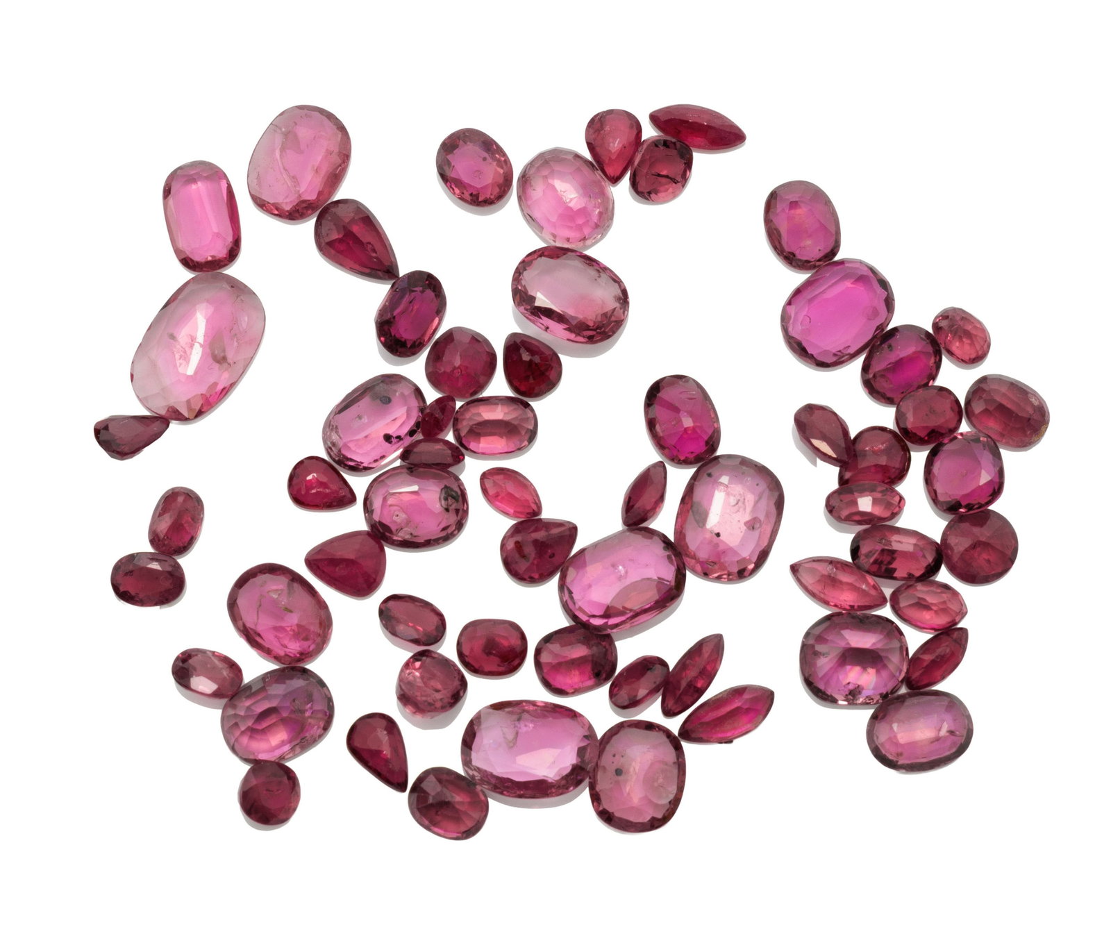 Lot de 7 plis de rubis sur papier de tailles diverses, on joint 4 plis de rubis, saphirs et éme - 7