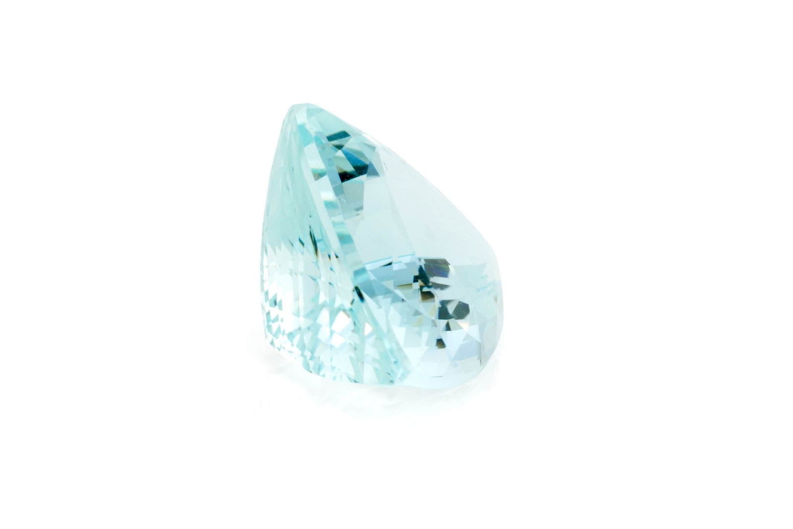 Une aigue-marine taille trillon sur papier de 24.68 carats - 2