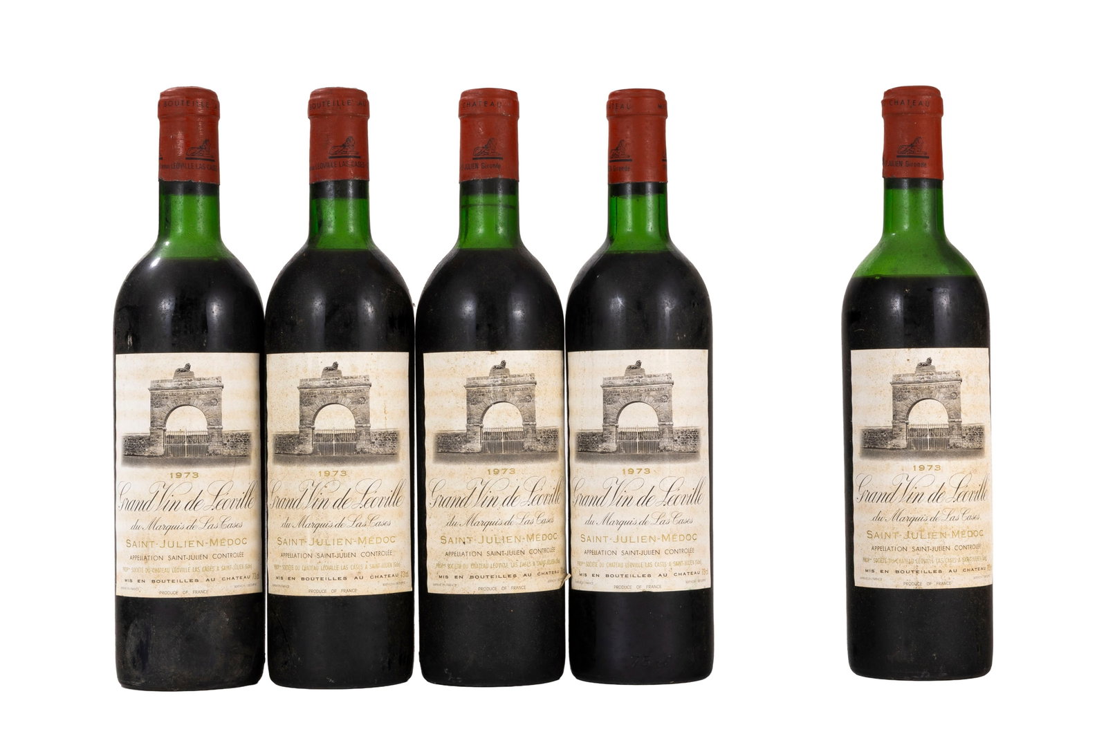 Ch. Léoville Las Cases, 1973, Saint-Julien, 4 bts: Ch. Léoville Las Cases, 1973, Saint-Julien, 4 bts Condition niveau haut et mi épaule on joint une bouteille au niveau vidange
