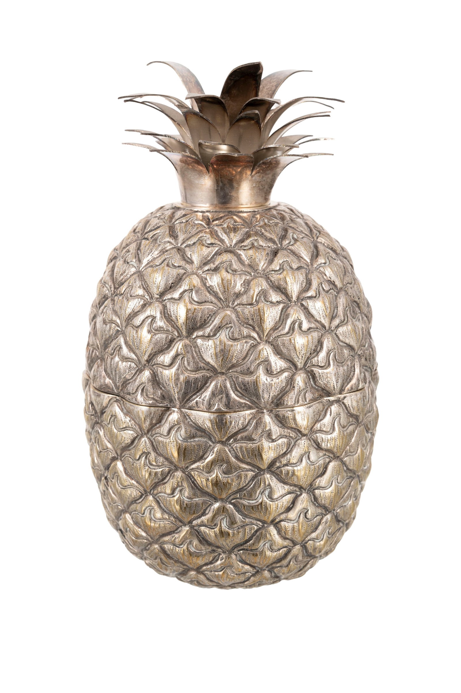 Seau à glaçons ananas en métal argenté, fin XXe s., h. 23 cm: Seau à glaçons ananas en métal argenté, fin XXe s., h. 23 cm Condition traces de désargenture