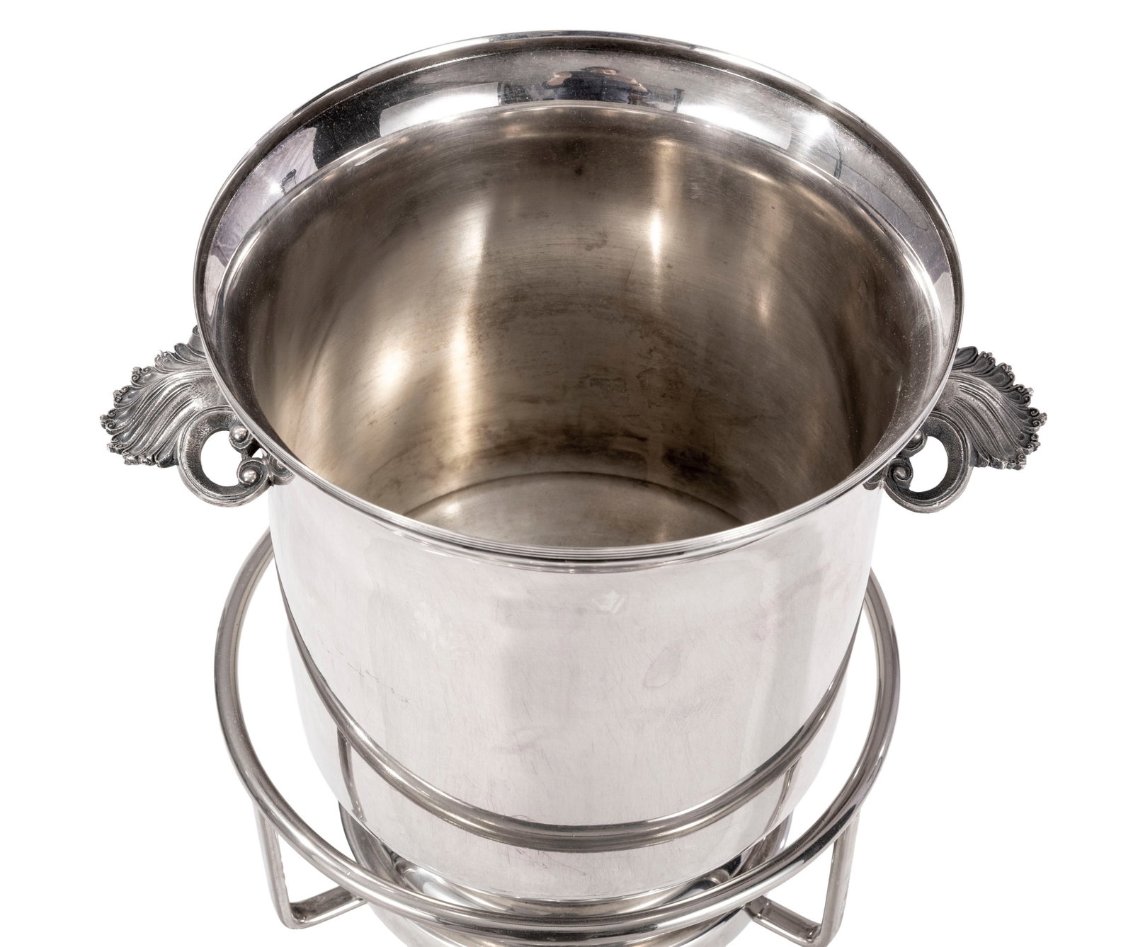 Seau à champagne sur pied en métal argenté, XXe s., les anses feuillagées, h. 84 - 3
