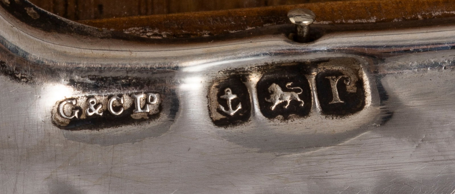 Ensemble de 4 cadres à poser en métal argenté et argent anglais, XXe s., diverses for - 8