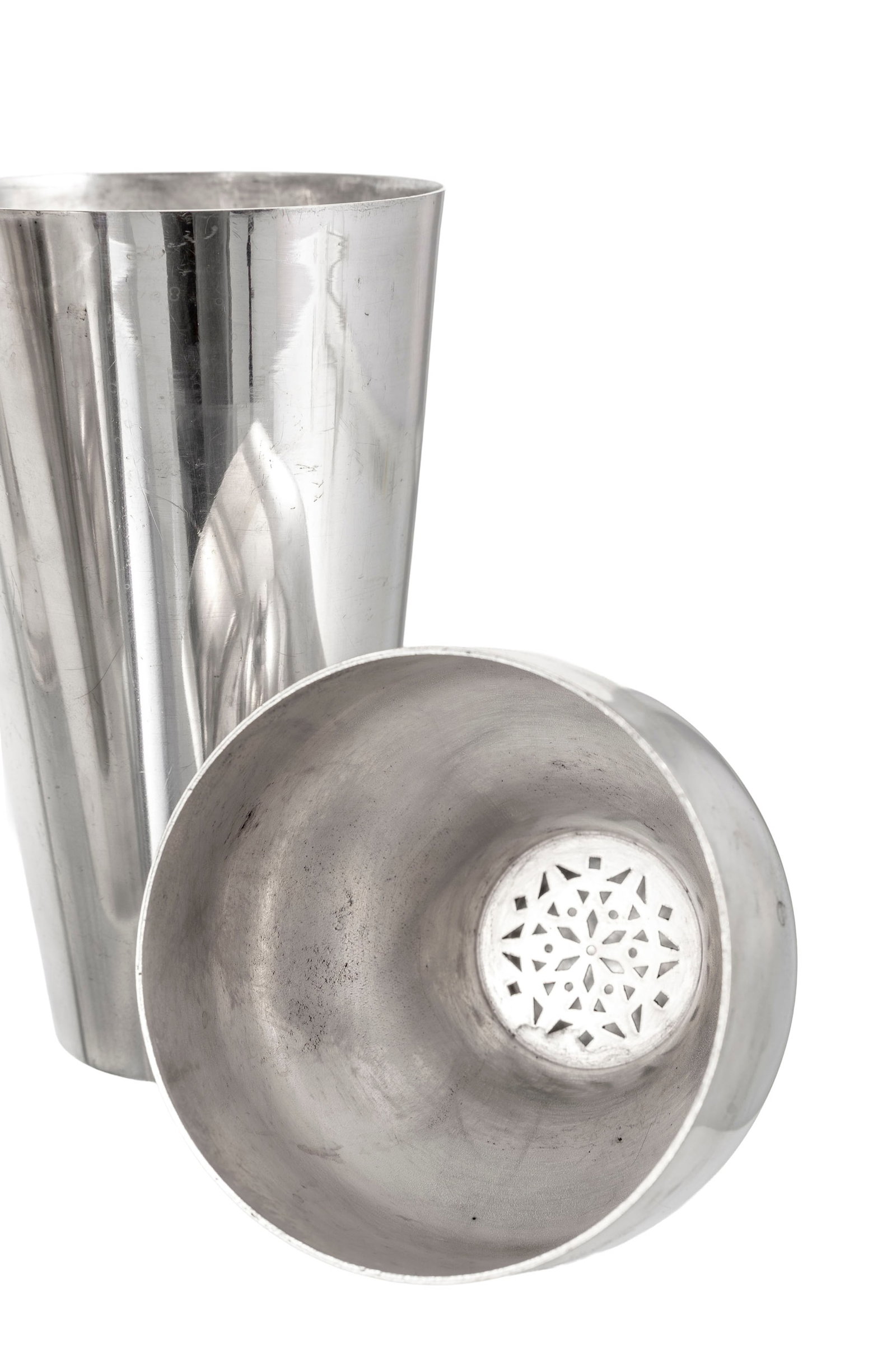 Ensemble de 2 shakers et 1 seau à champagne en métal argenté, XXe s., les anses annea - 3