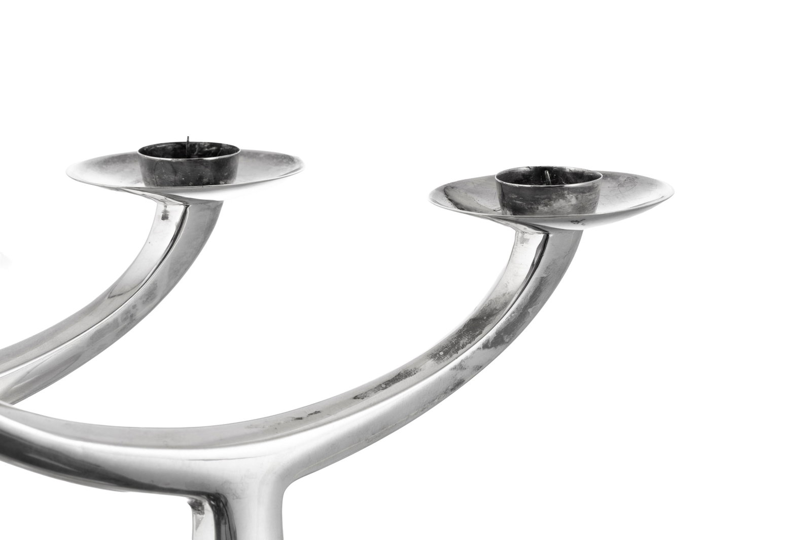 Paire de candélabres à 2 bras de lumière style Art Déco en argent 800, unis, les - 2