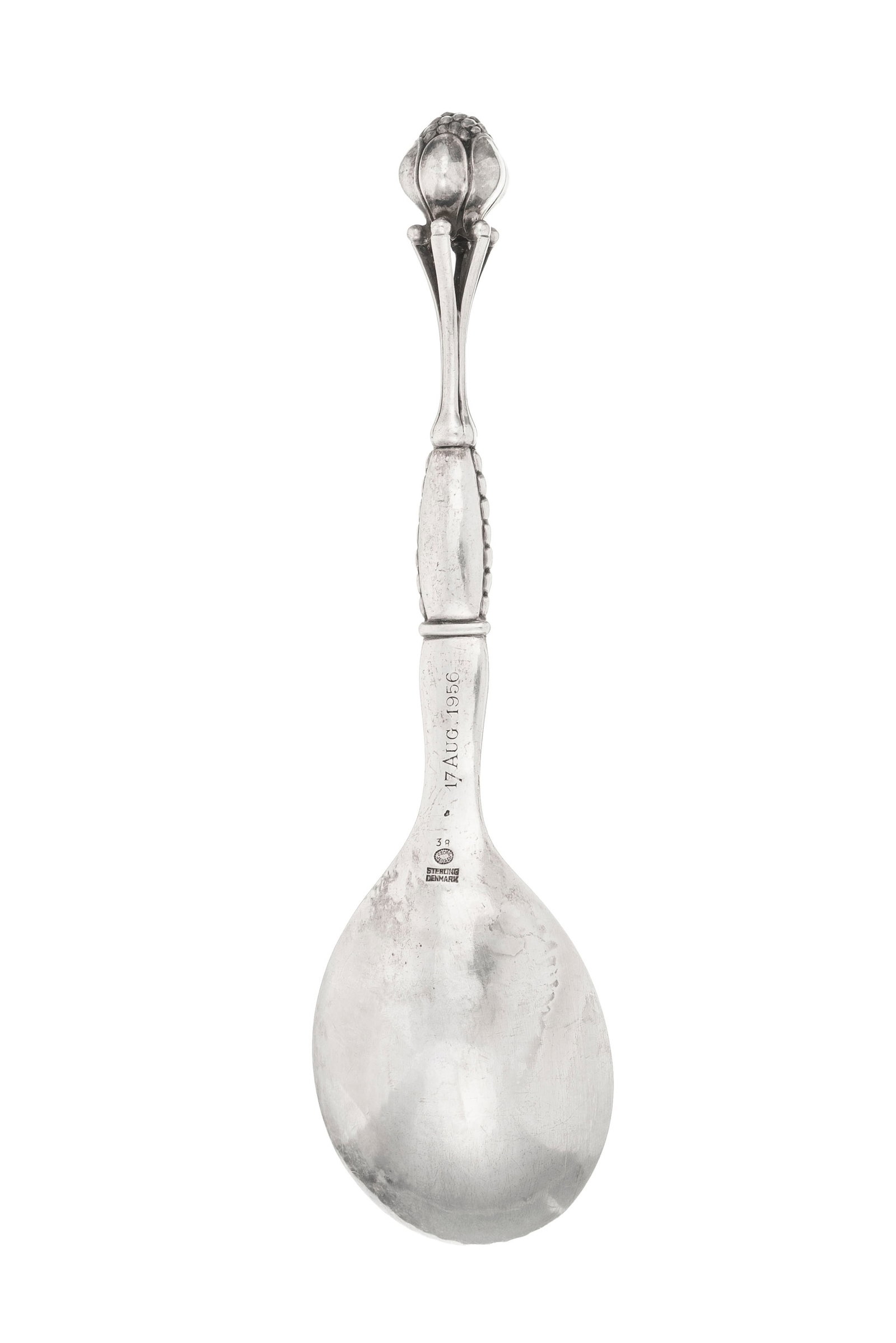 Georg Jensen. Berry spoon en argent Sterling, modèle Ornamental 38, gravée 17 AUG. 1956 au - 3