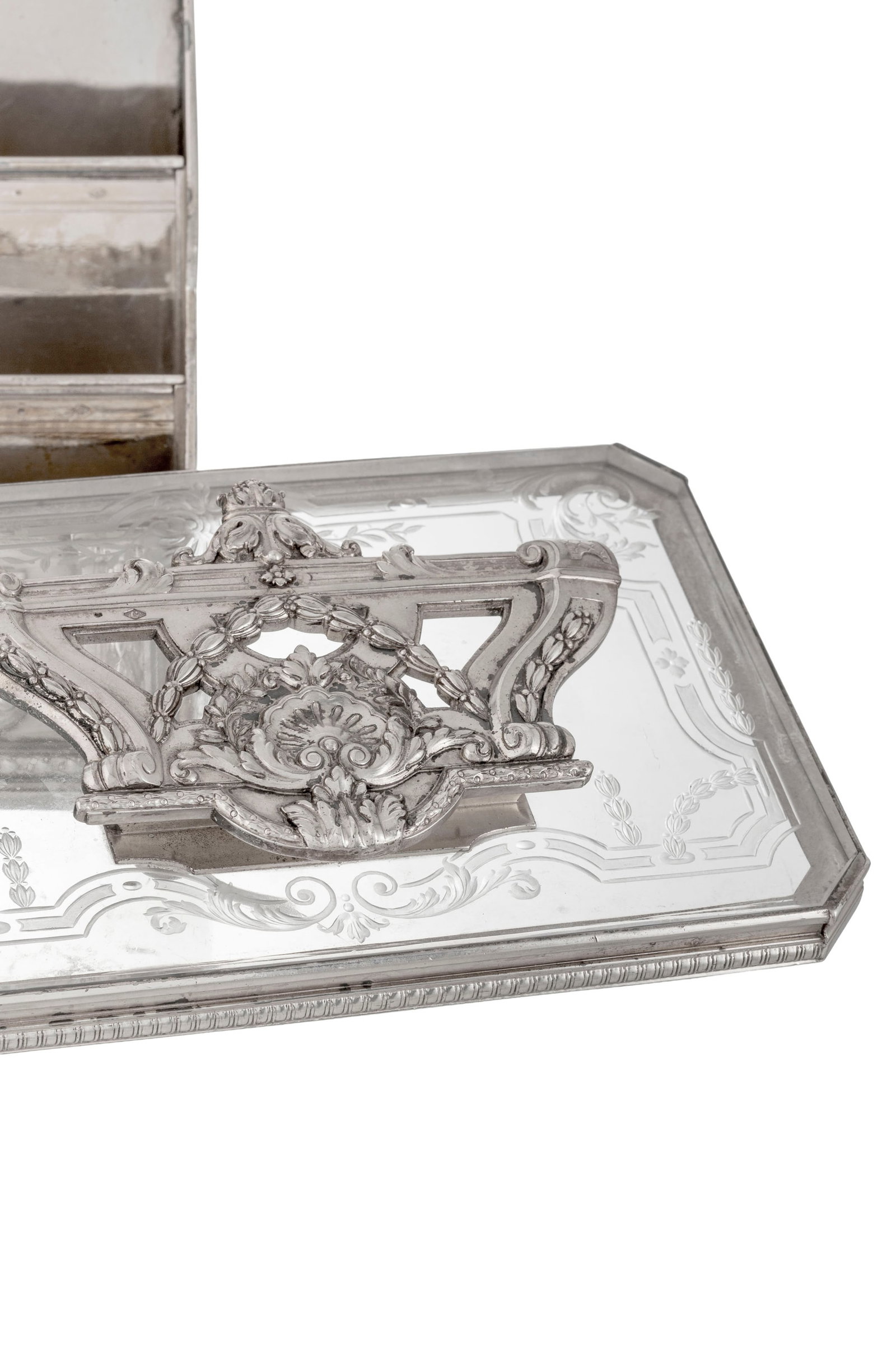 Tiffany & Co. Ensemble d'1 porte-courrier et 1 porte-cartes de style Louis XVI en argent et verre, m - 5
